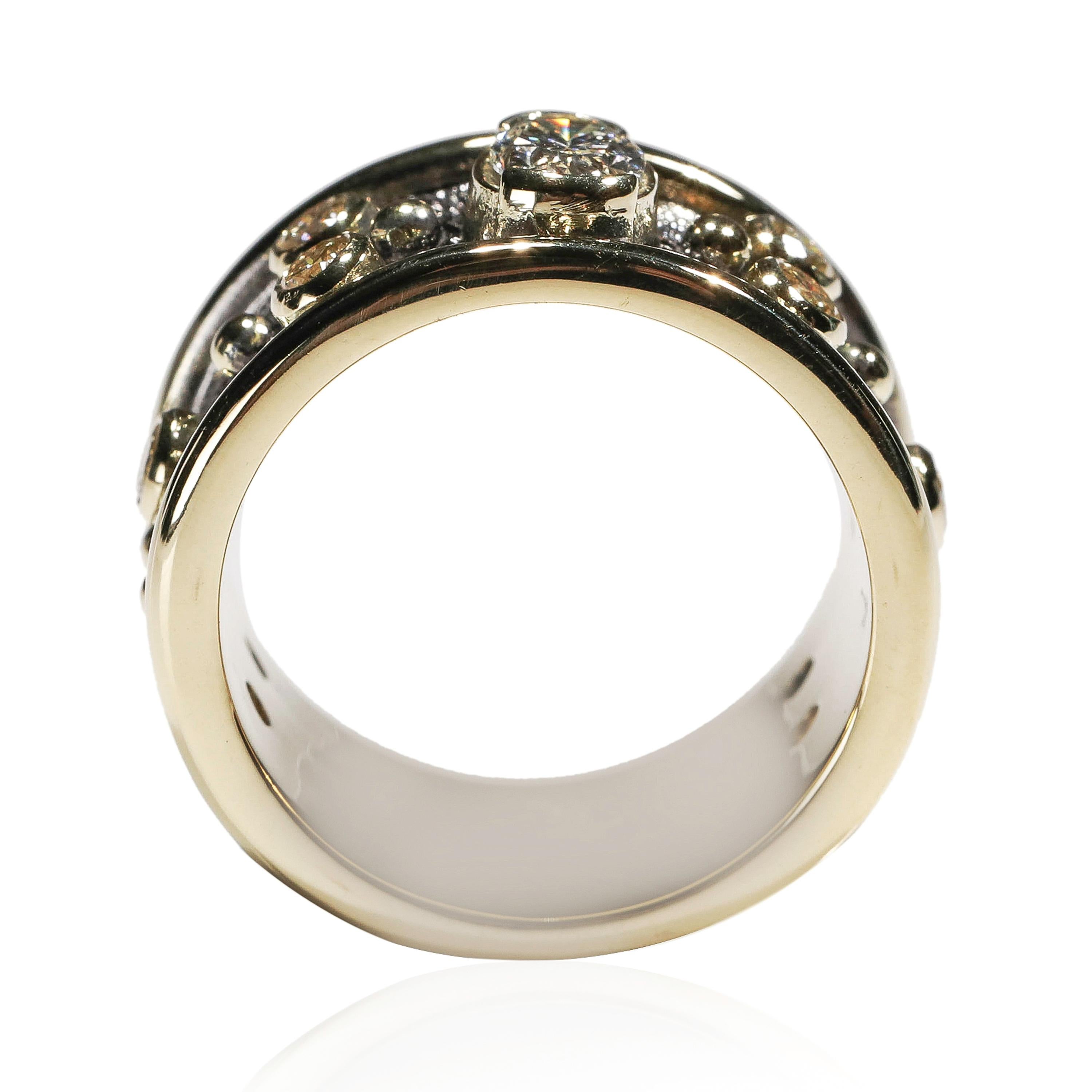 Contemporary 1.55 Carat Round and Oval Diamond 18 Karat Gold Full Band Ring US Size 6 For Sale