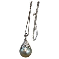 15.5 mm Black Round Tahitian Pearl & Diamond 18 Kt Gold  Pendant + Chain 14 KG