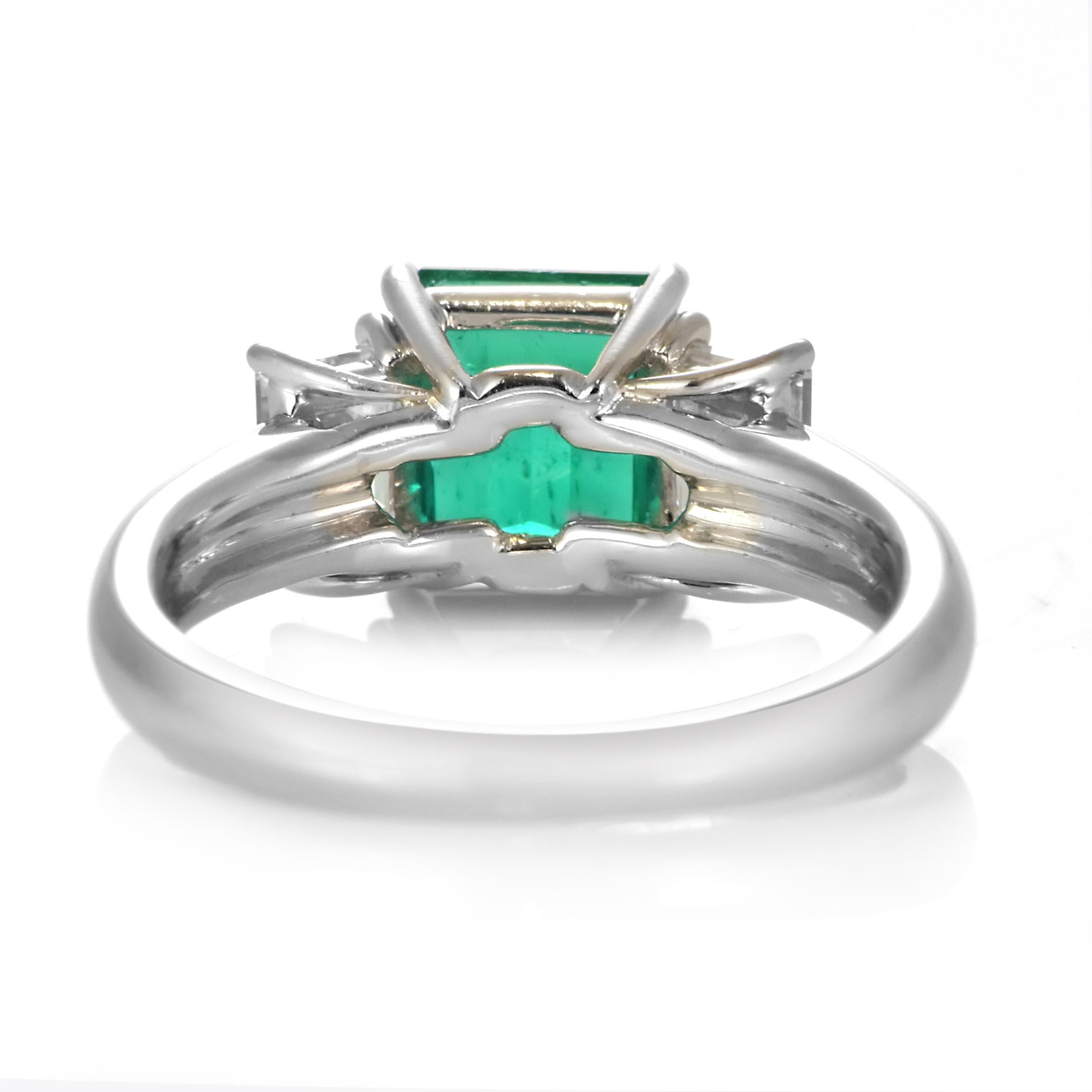 Anillo de Esmeralda Colombiana Natural y Diamante en Platino de 1,55 en venta 5