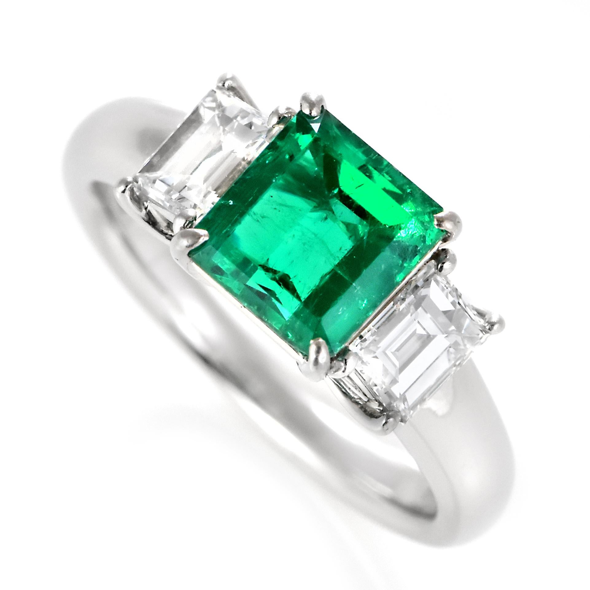 De las mujeres Anillo de Esmeralda Colombiana Natural y Diamante en Platino de 1,55 en venta