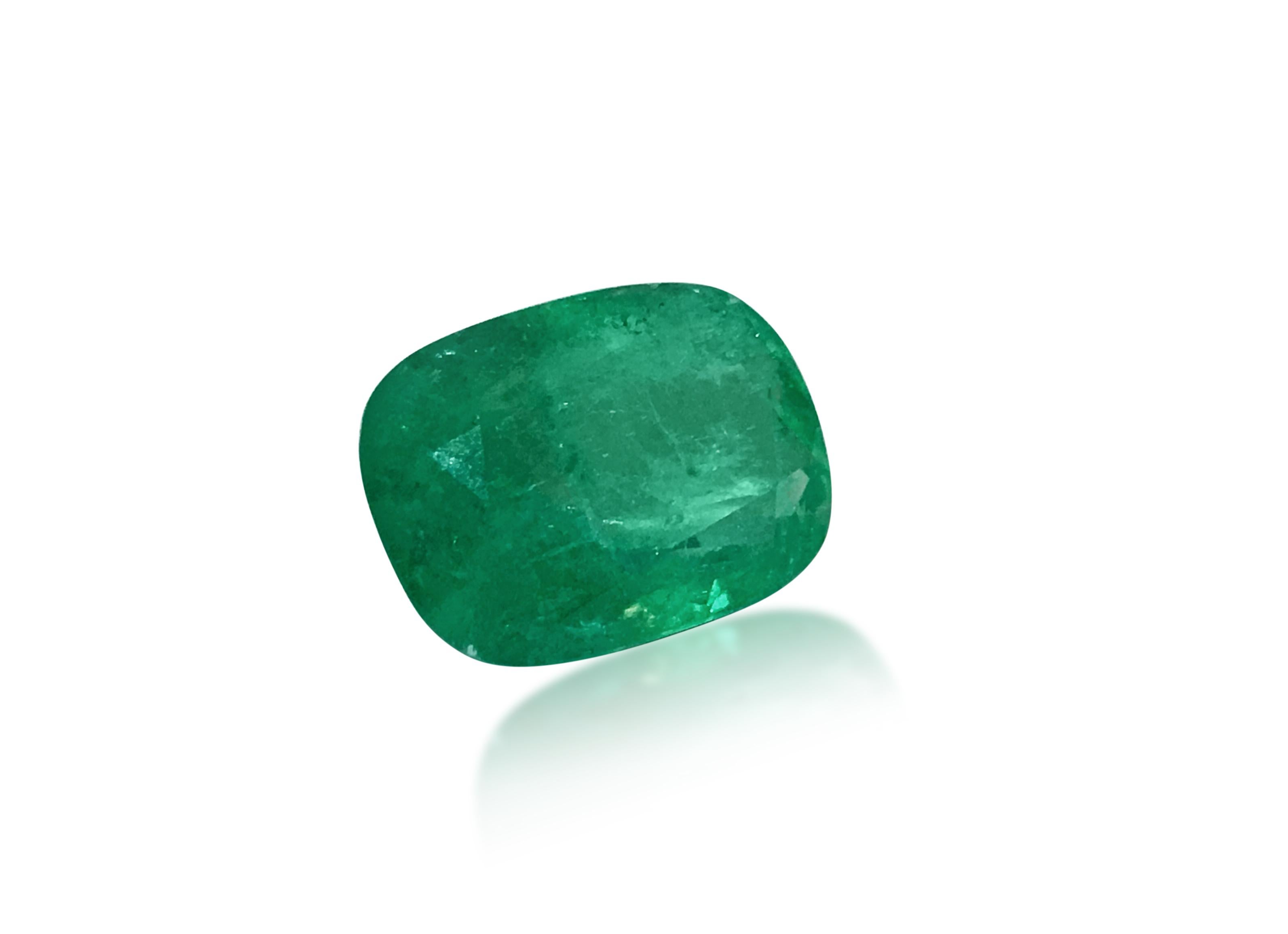 Cushion Cut 15.50 Carat Natural Loose Emerald Gemstone. AAA Gem For Sale