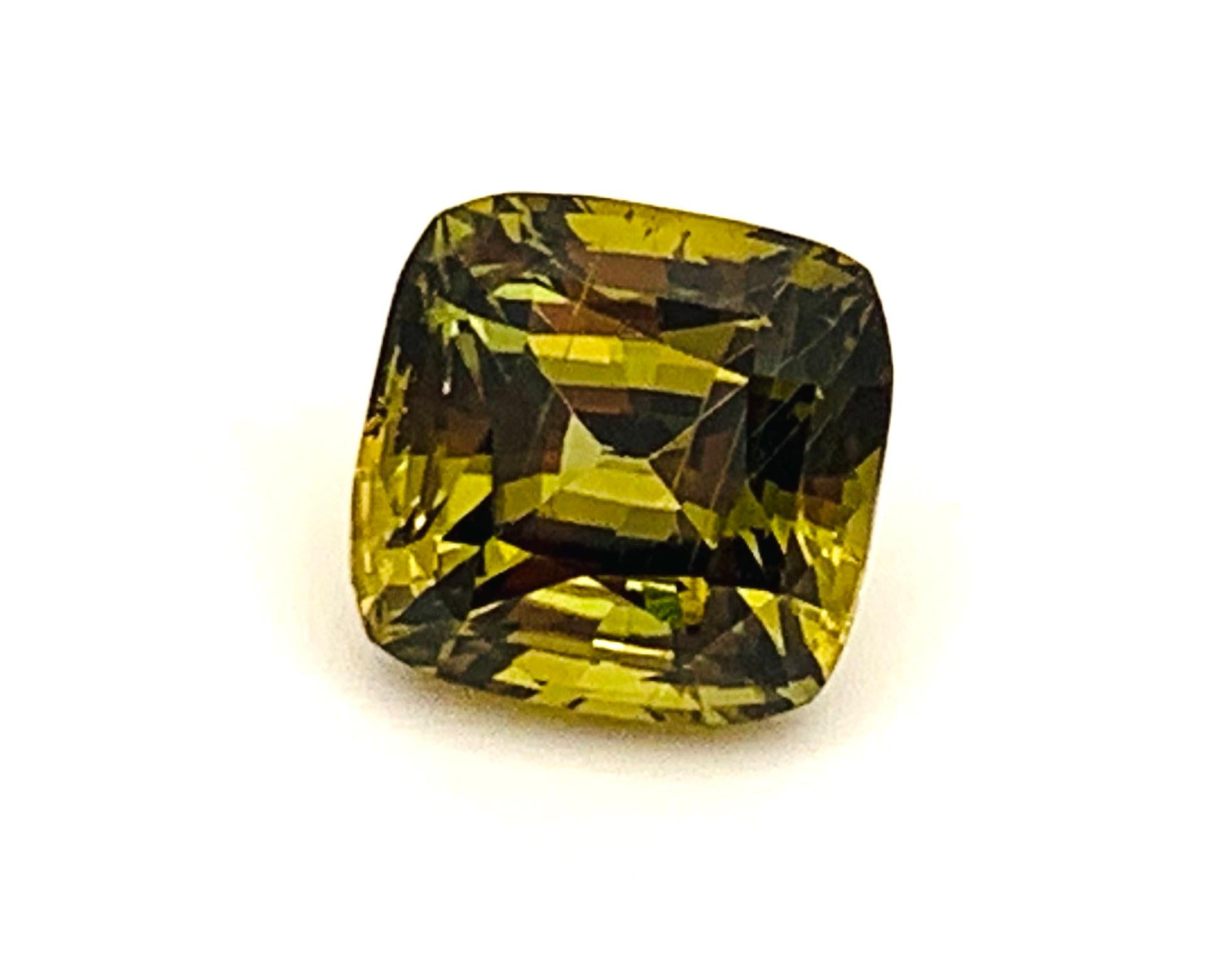 15.52 Carat Faceted Chrysoberyl Cushion, Unset Loose Gemstone In New Condition For Sale In Los Angeles, CA