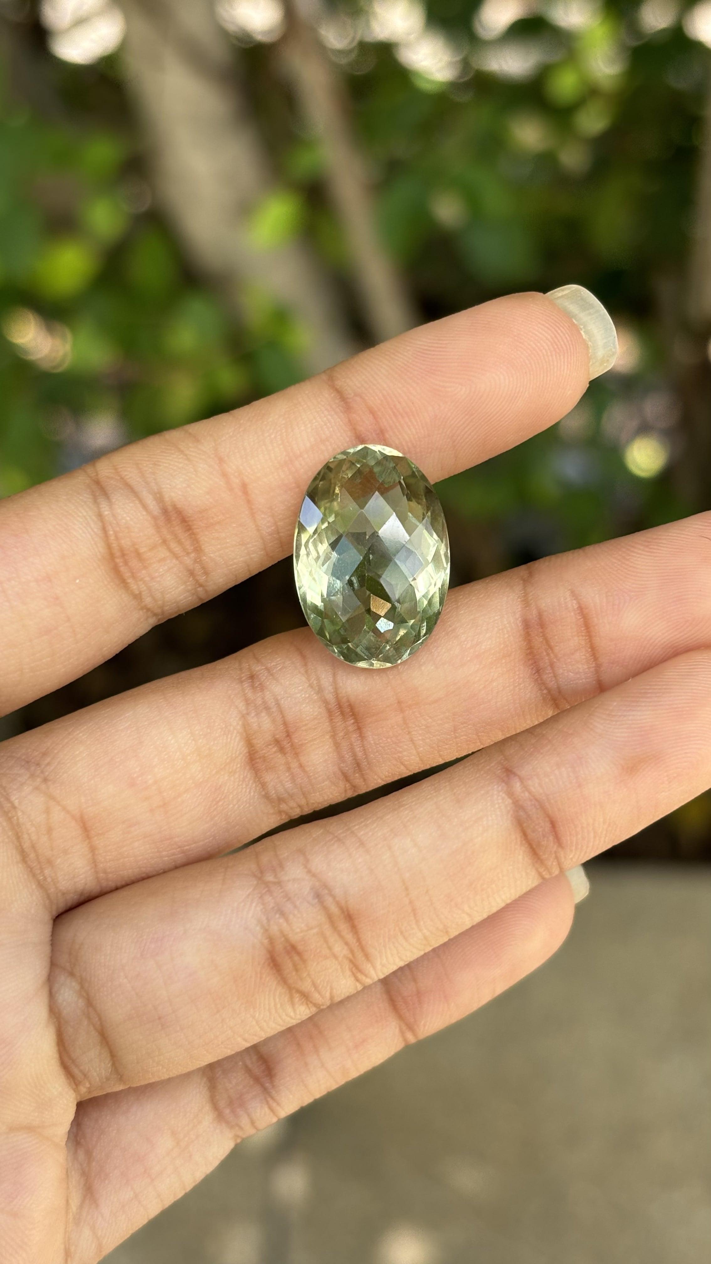 Oval Cut 15.55 Carat Green Quartz Stone For Sale