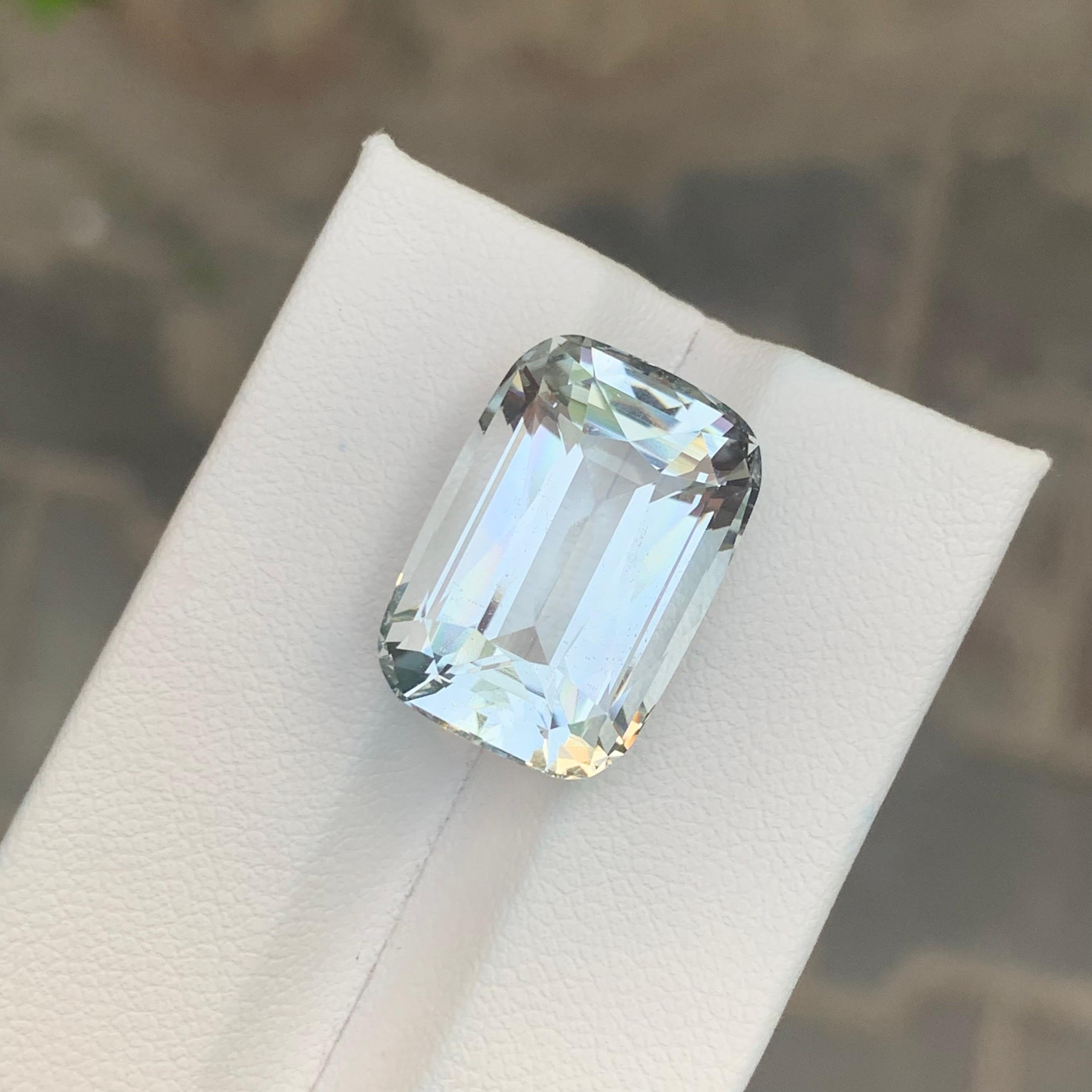 15.55 Carats Aigue-marine en vrac naturelle non traitée et non chauffée en vente 11