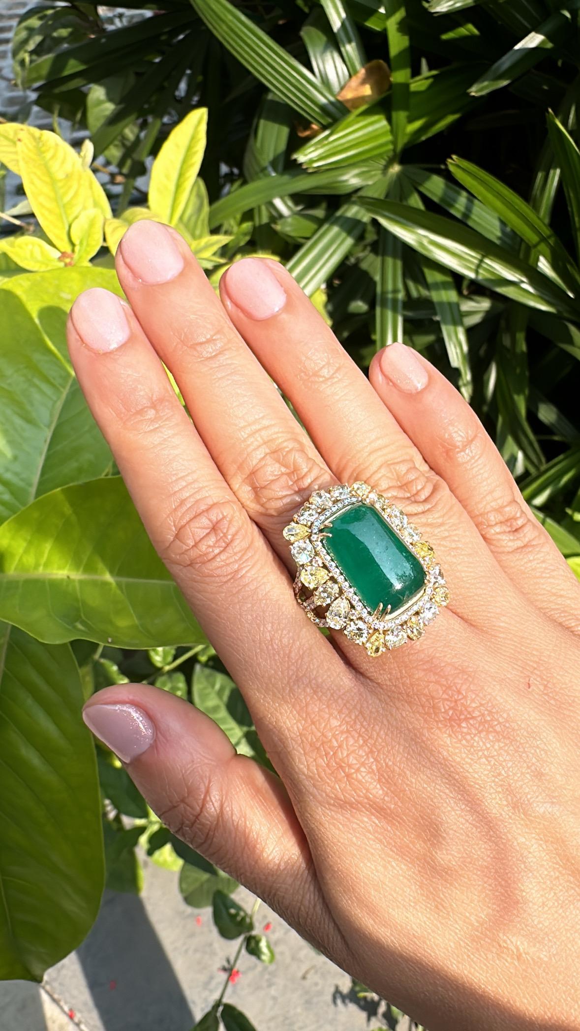 15.56 carats, natural Zambian Emerald Cabochon & Yellow Diamonds Cocktail Ring For Sale 9