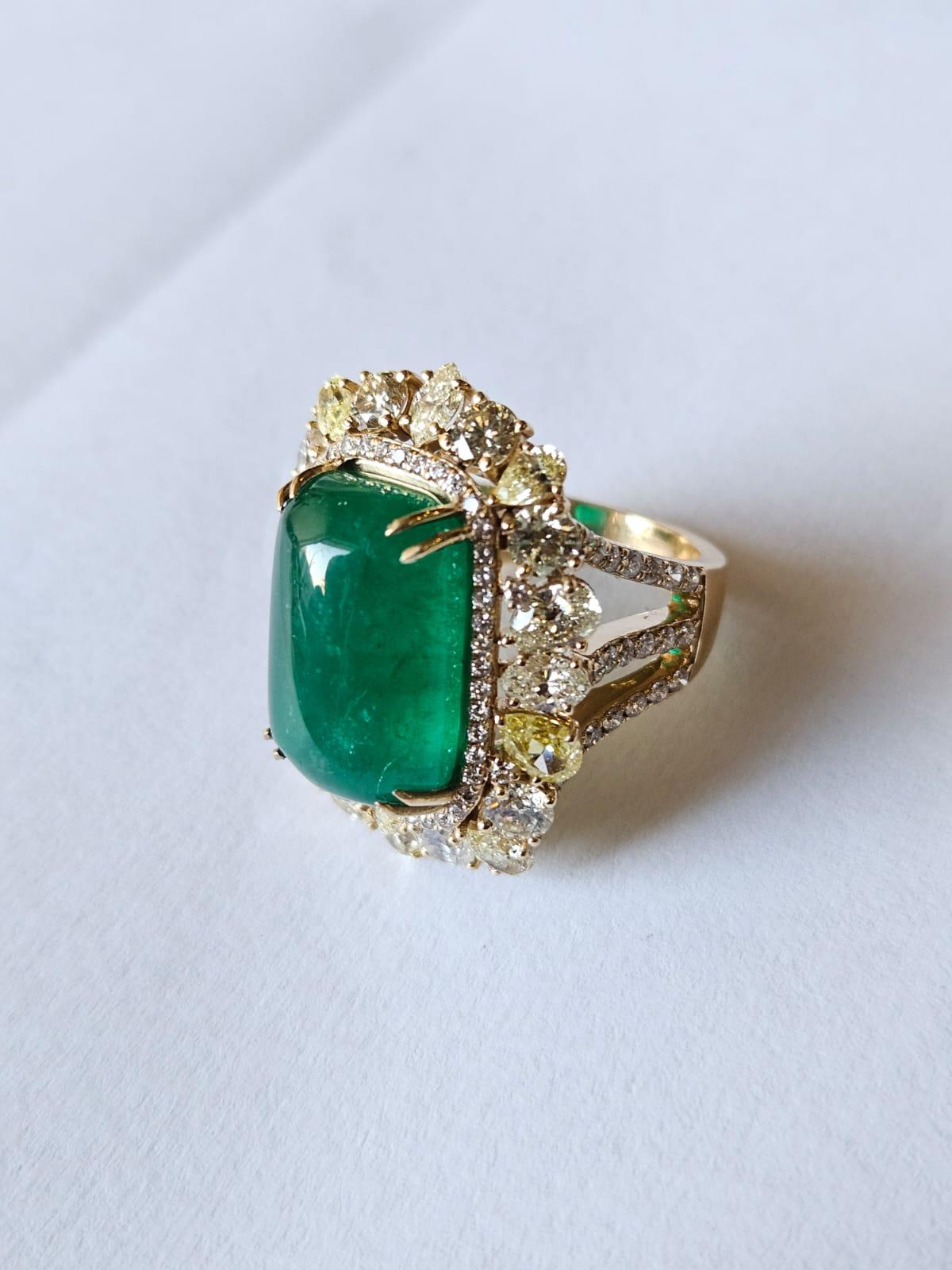 15.56 carats, natural Zambian Emerald Cabochon & Yellow Diamonds Cocktail Ring In New Condition For Sale In Hong Kong, HK
