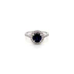 Bague pour femme avec halo de diamants et saphirs de 2,03 carats au total