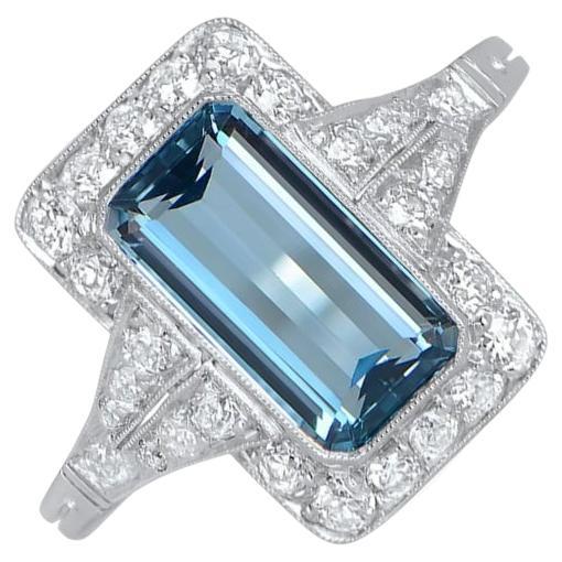 Bague de fiançailles aigue-marine 1,55 carat, halo de diamants, platine  en vente