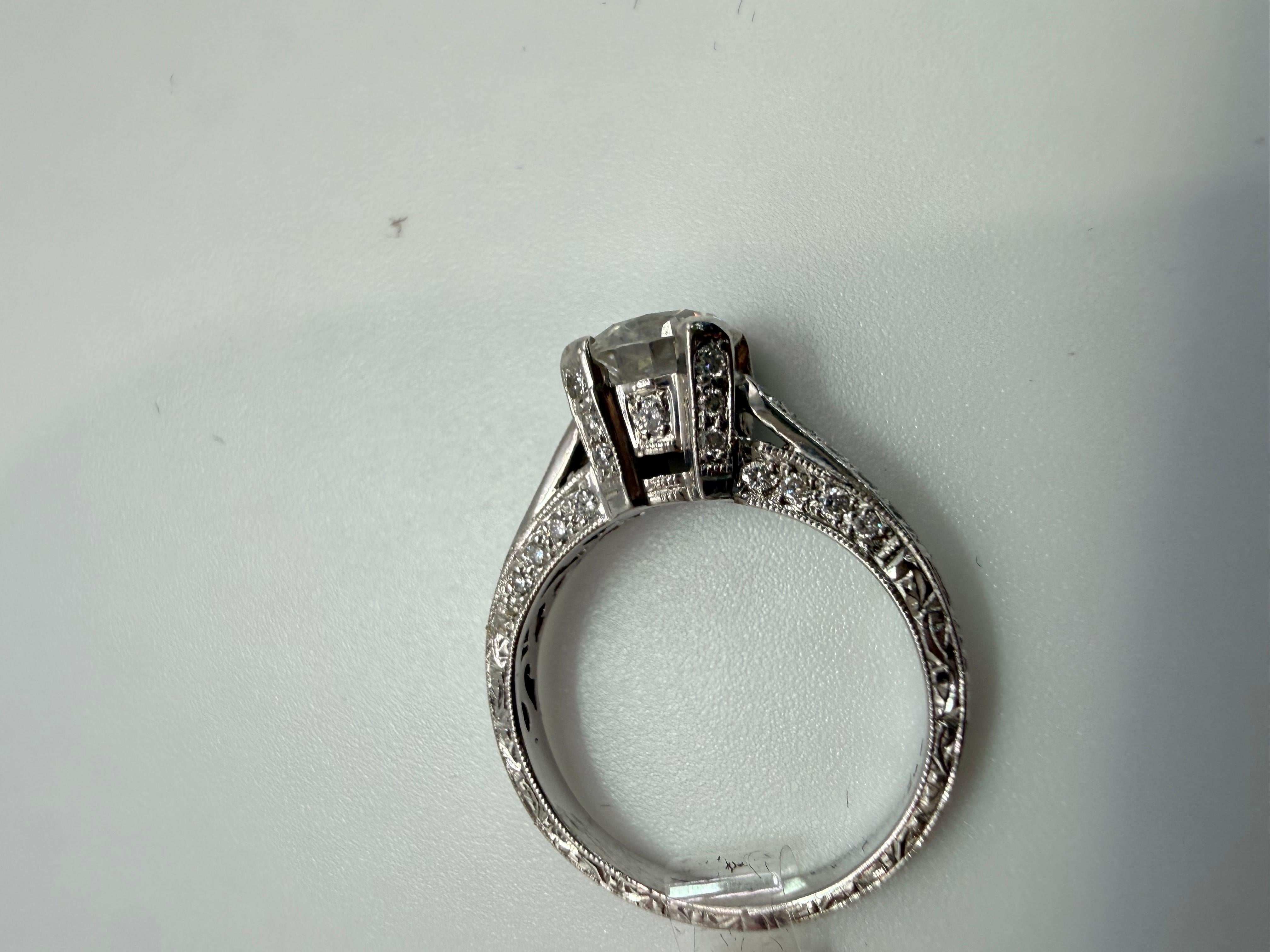 Taille brillant Bague de fiançailles en diamant de 1,55ct or 18KT en vente