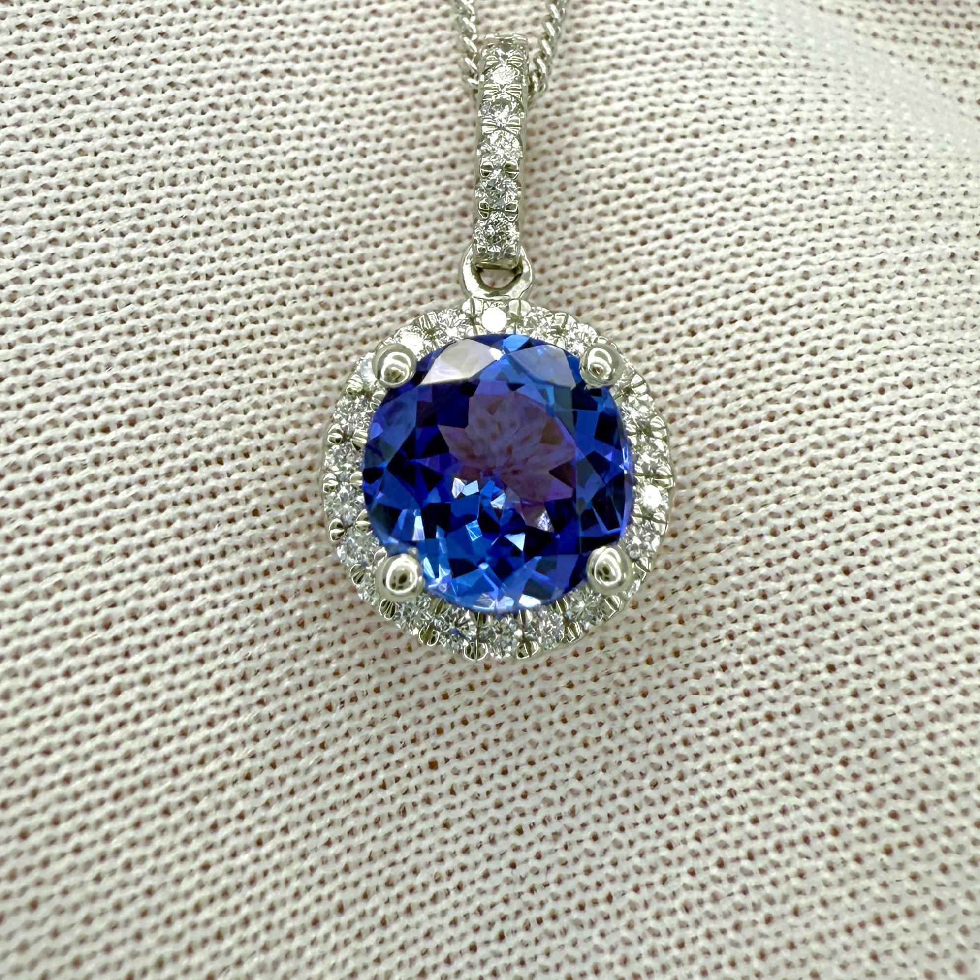 Ciondolo aureolato in platino con tanzanite e diamanti, 1,55 carati di colore blu naturale e viola. in vendita 1