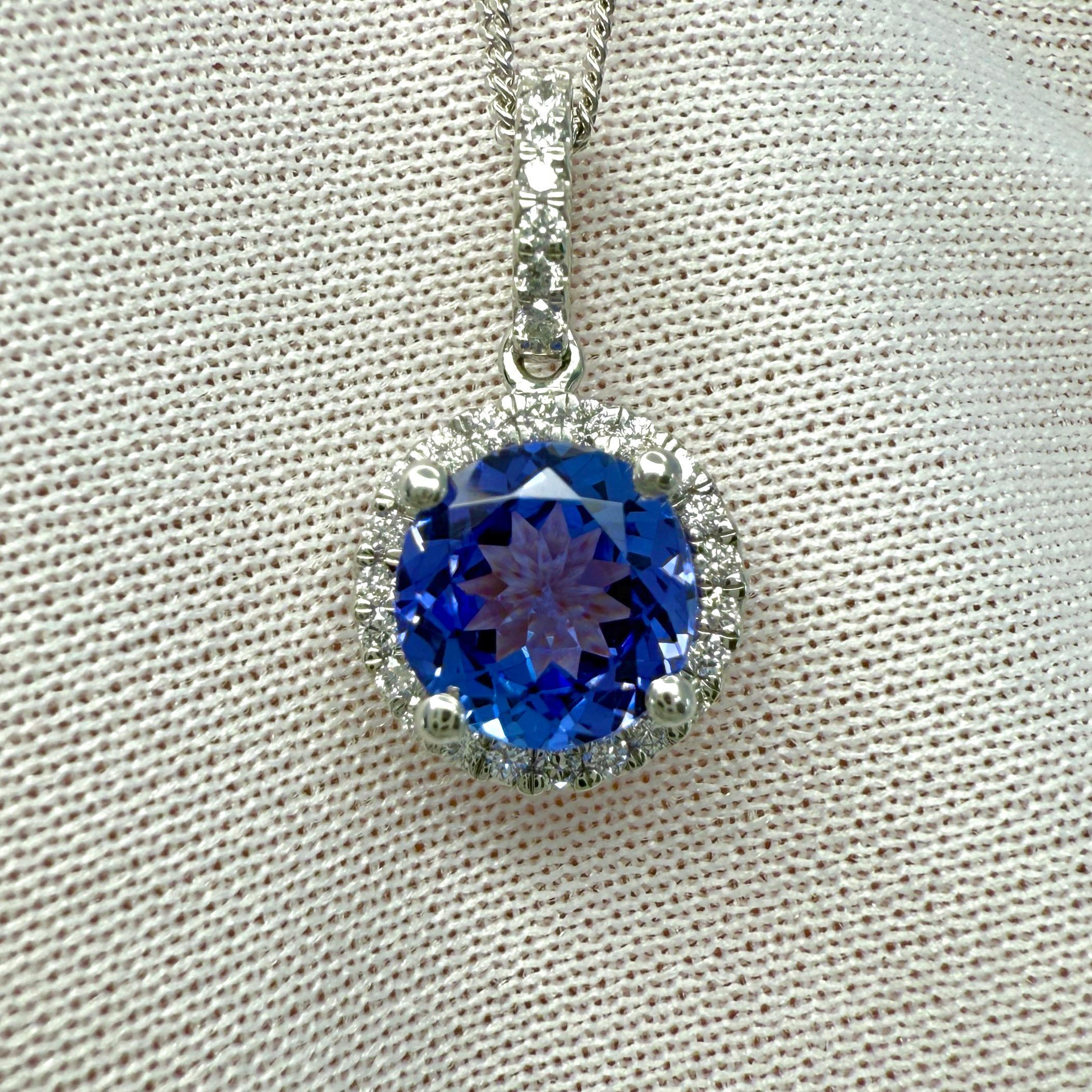 Ciondolo aureolato in platino con tanzanite e diamanti, 1,55 carati di colore blu naturale e viola. in vendita 3