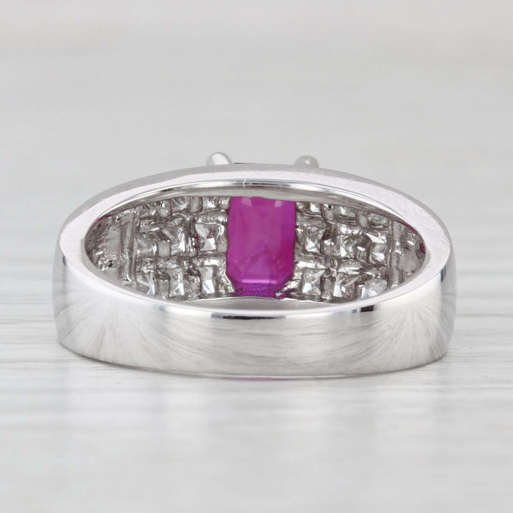 1.55ctw Emerald Cut Ruby Diamond Ring 18k White Gold Size 6.5 In Good Condition For Sale In McLeansville, NC