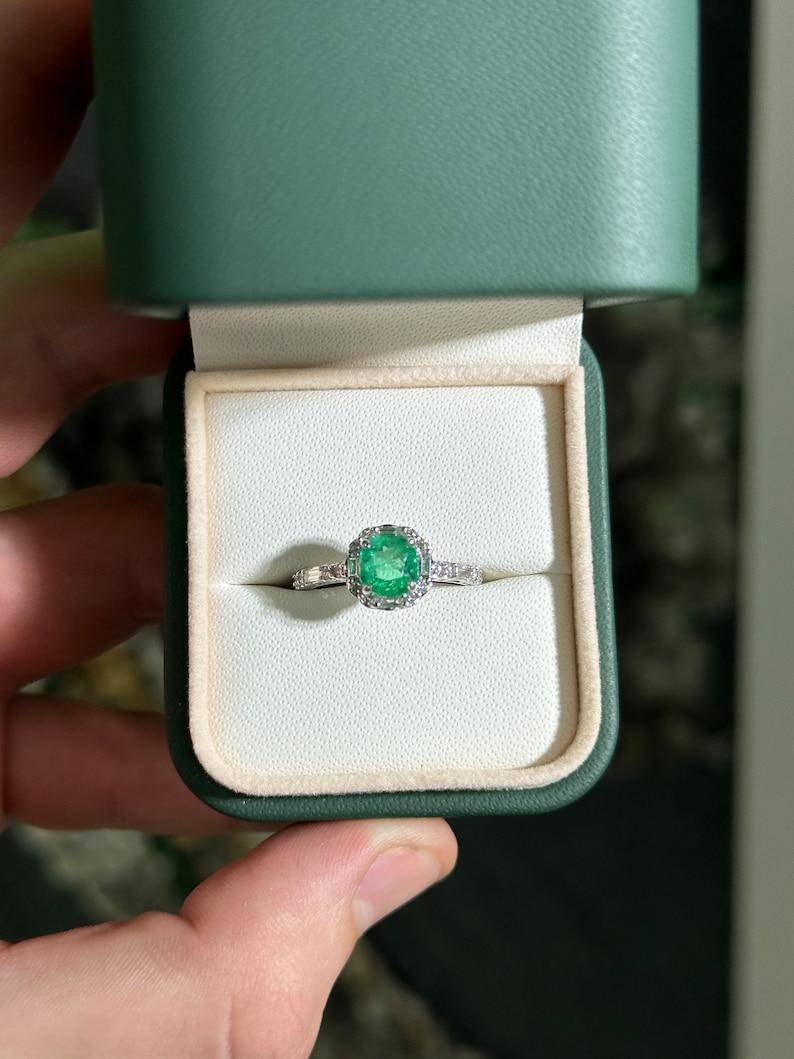 1.55tcw 14K Colombian Emerald & Diamond Halo Ring - Vivid Green Cushion Cut For Sale 1