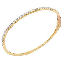1.56 Carat Diamond Bangle Bracelet, Hinged, in 14K Yellow Gold