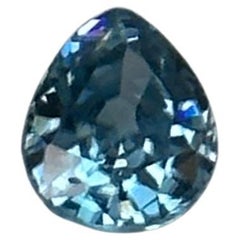 Zircon bleu métallisé naturel de 1.56 carats