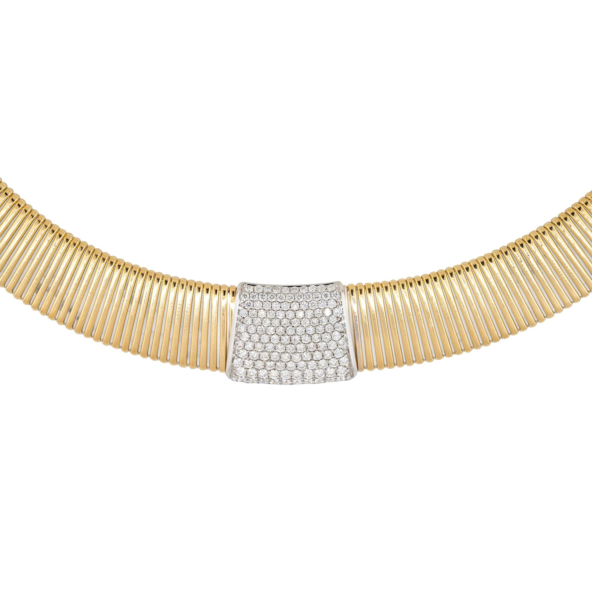 1.56 Carat Pave Diamond Station Ribbed Collar Necklace 18 Karat In Stock  In Excellent Condition For Sale In Boca Raton, FL