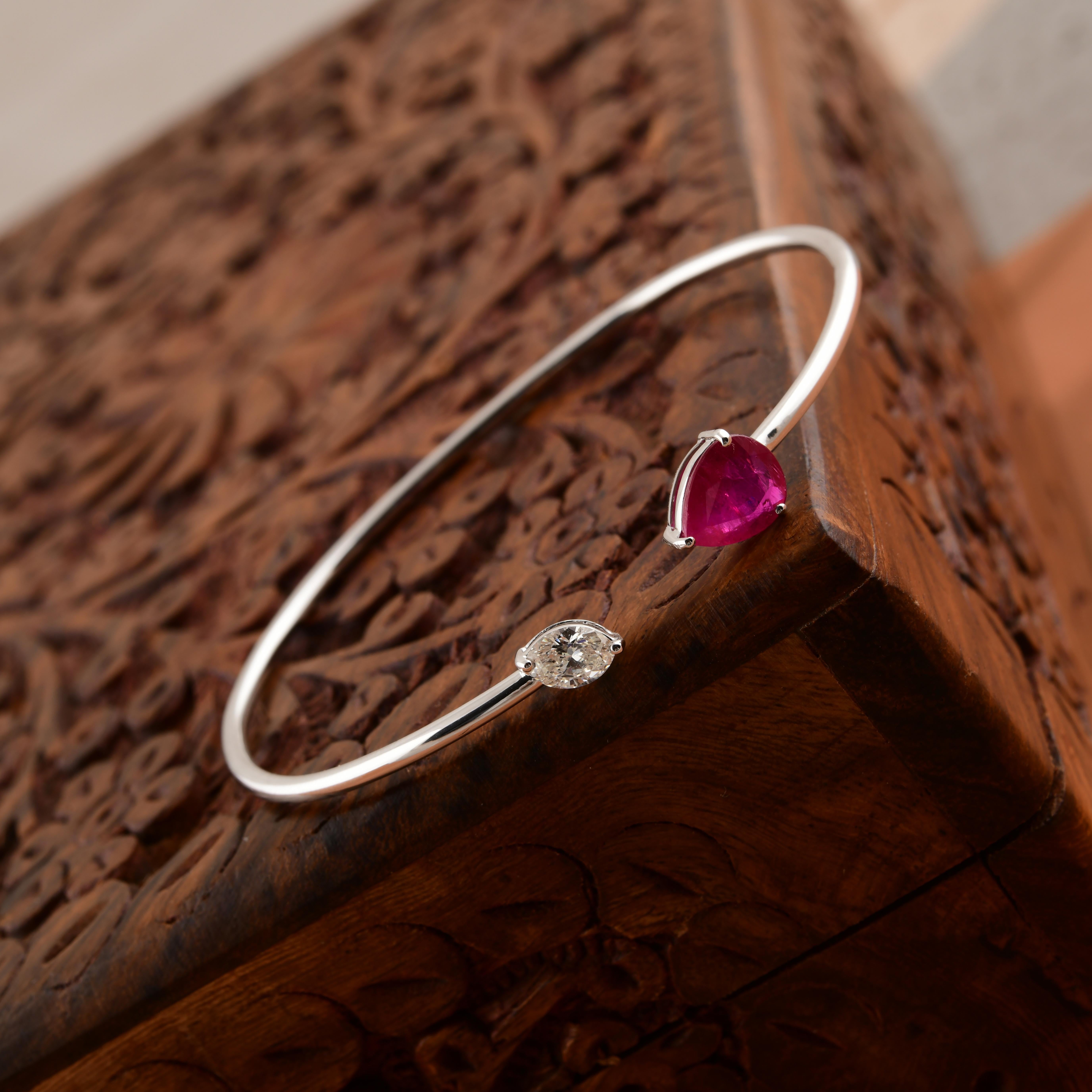 De las mujeres 1,56 quilates rubí pera 0,42 quilates diamante brazalete brazalete 14 quilates oro blanco en venta