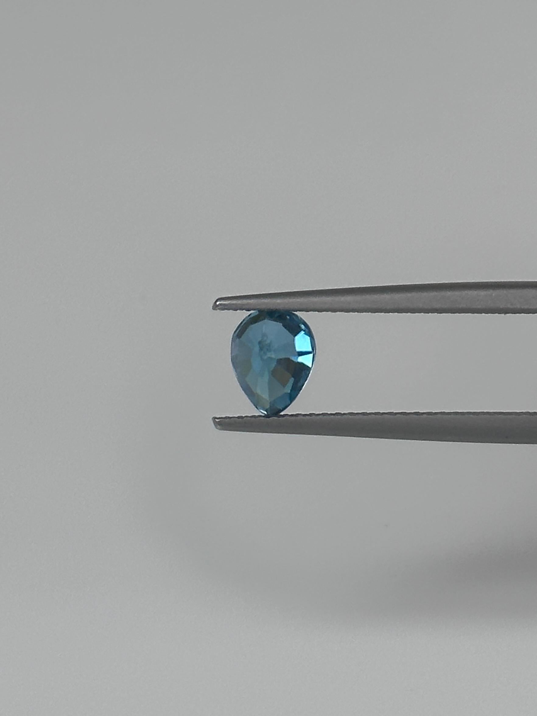 Pear Cut 1.56 Carat Pear-Shaped Natural Sky Blue Zircon For Sale