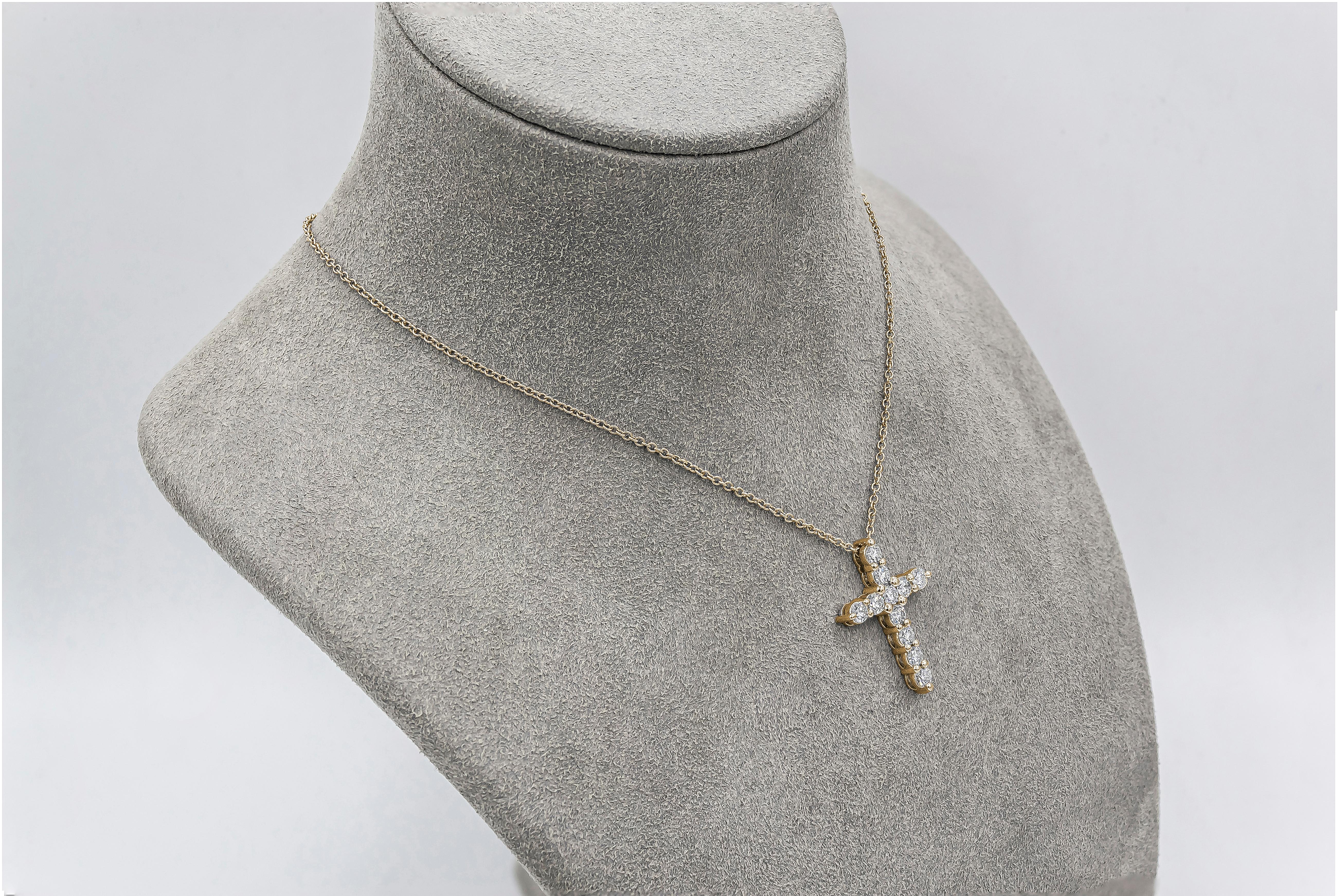 Round Cut Roman Malakov 1.56 Carat Round Diamond Cross Pendant Necklace in Yellow Gold