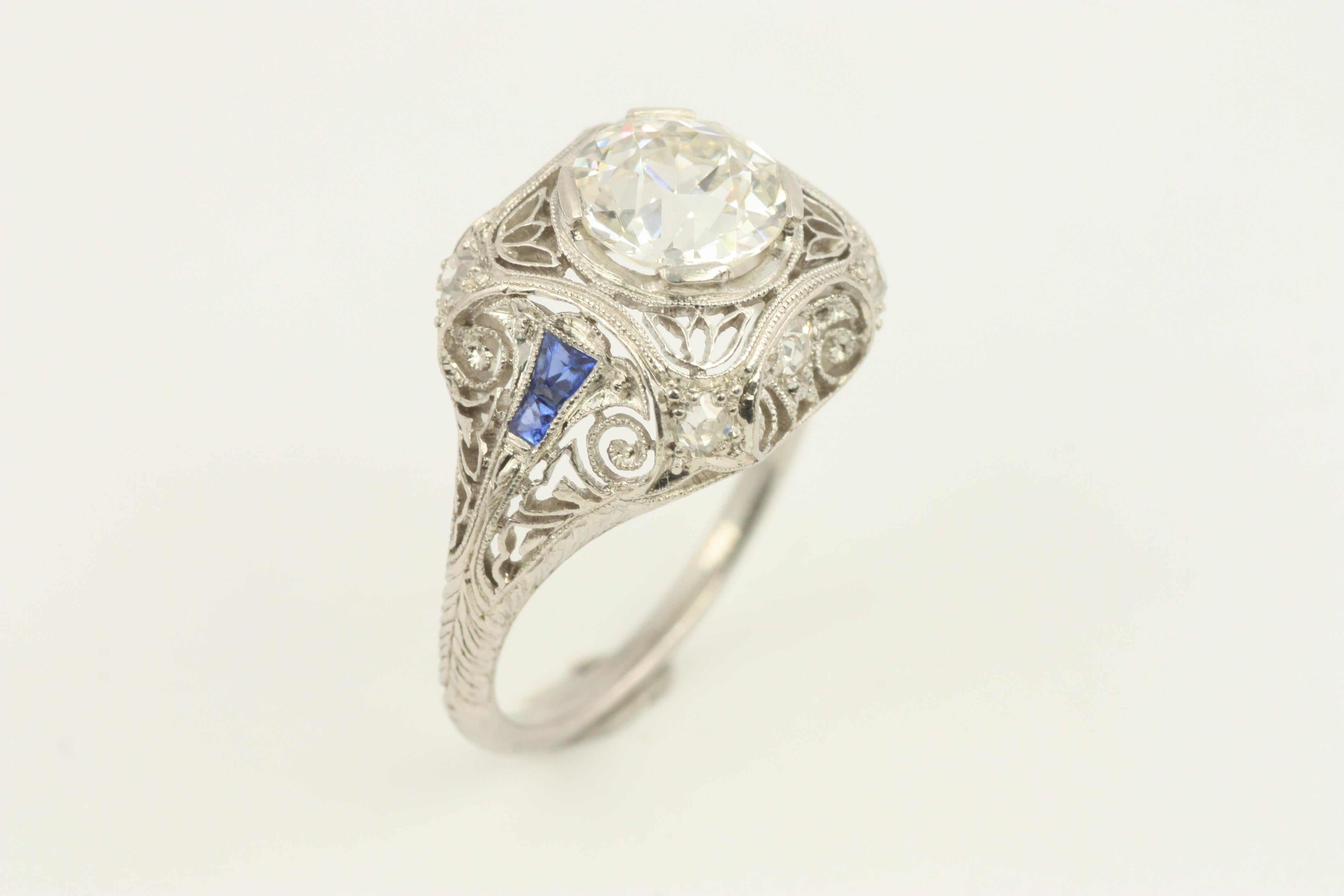 1.56 Carat Total Diamond/Sapphire Vintage Filigree Art Deco Engagement Ring 1925 For Sale 2