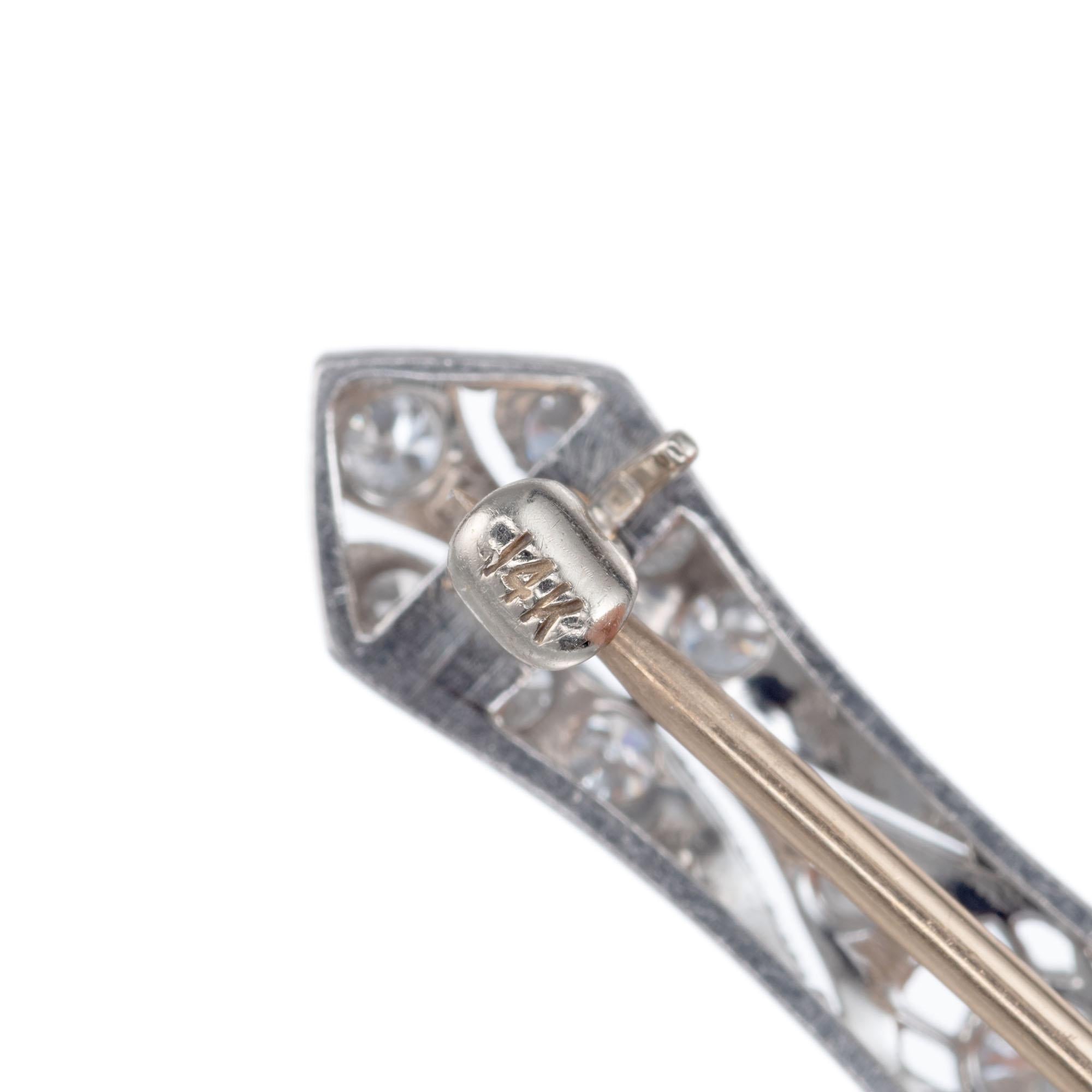 Old European Cut 1.56 Old European Diamond Art Deco Platinum Filigree Bar Brooch For Sale