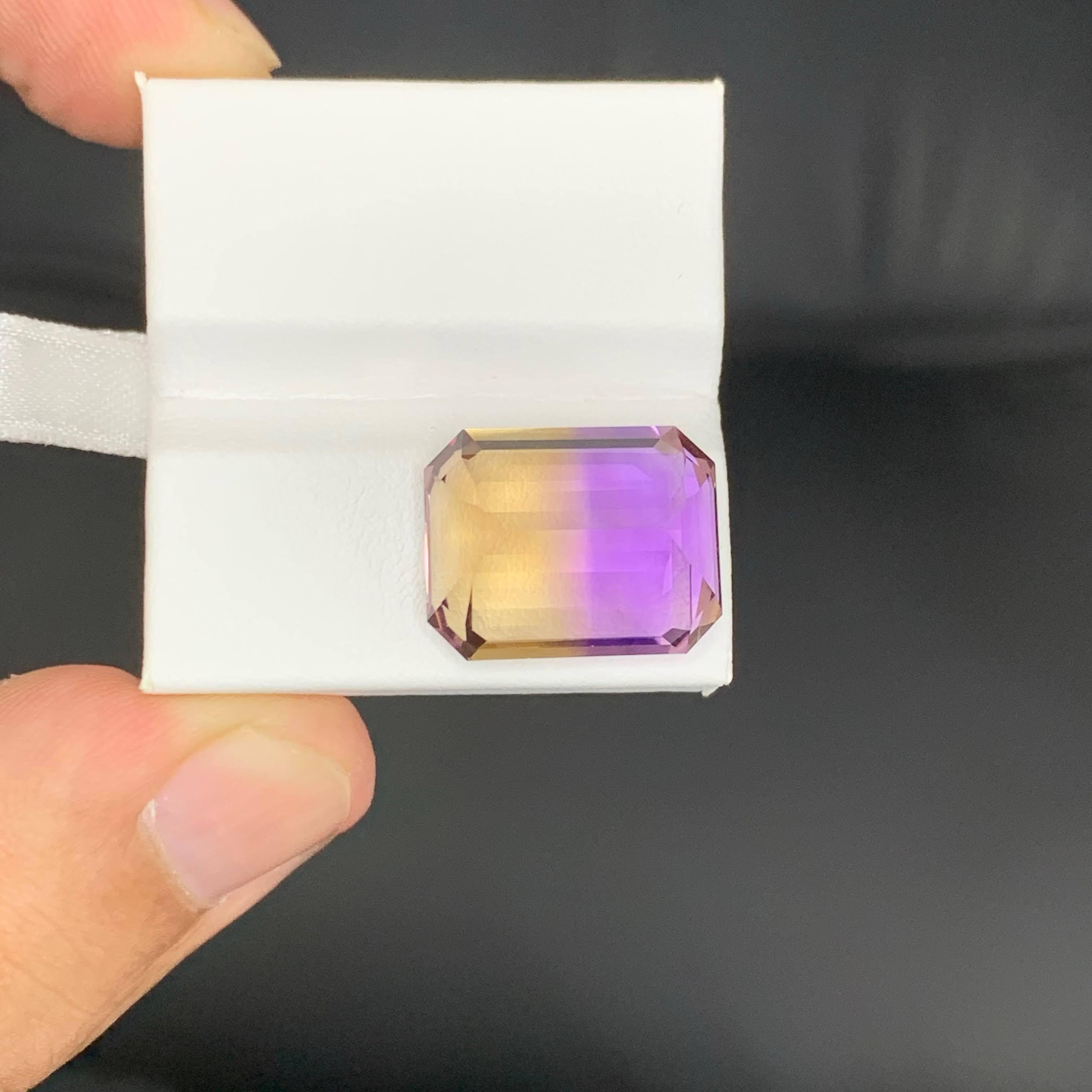 15.60 Carat Natural Loose Bi Color Ametrine Stone Emerald Cut Bolivian Gemstone en vente 2