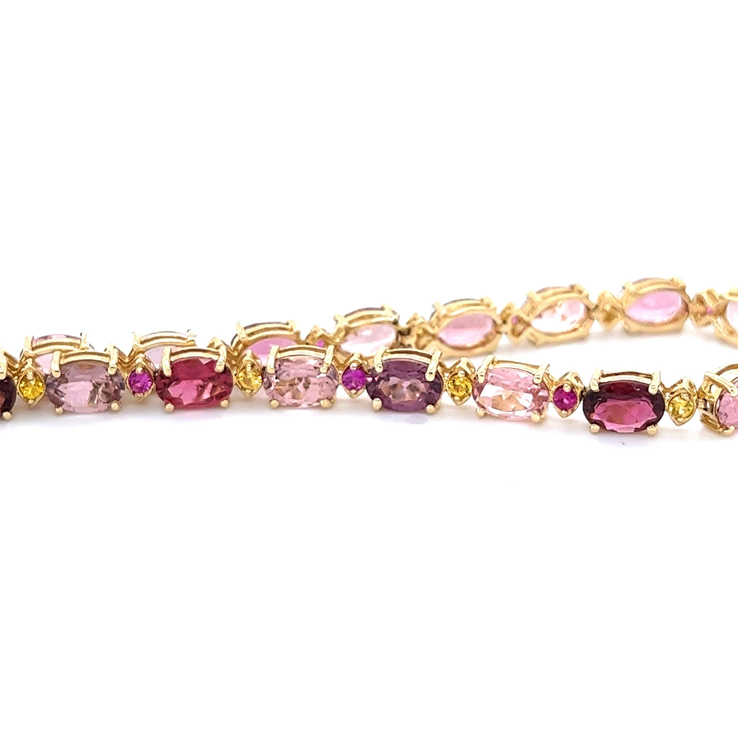 15.63 Carat Natural Tourmaline Sapphire 14 Karat Yellow Gold Bracelet In New Condition For Sale In Los Angeles, CA