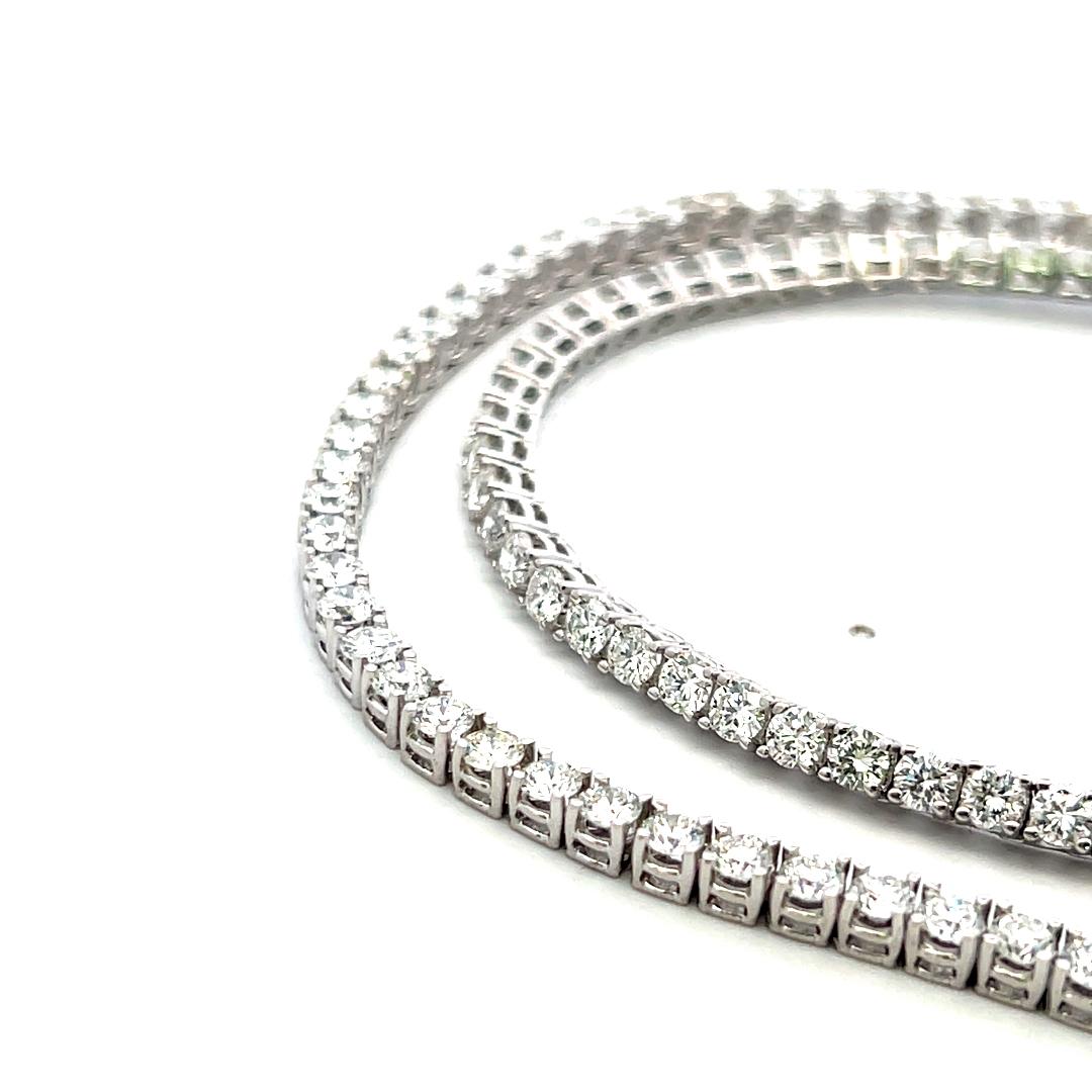 15.63 Carat Round Brilliant G VS Diamond 14 Karat White Gold Riviera Necklace For Sale 5