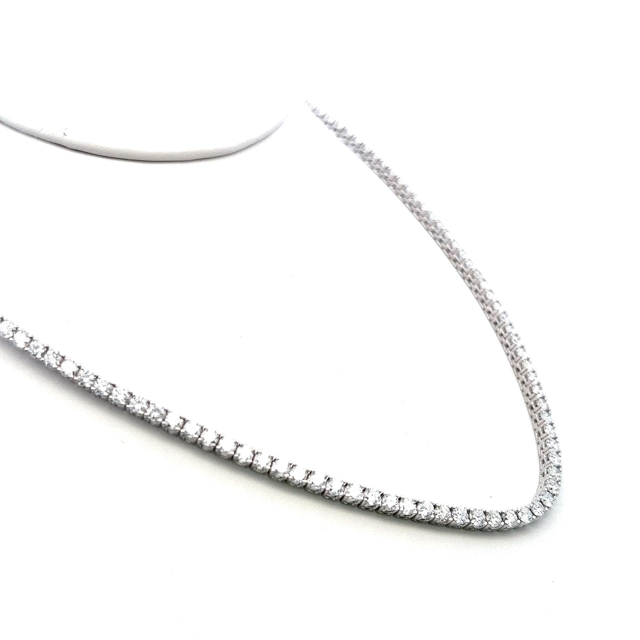 Brilliant Cut 15.63 Carat Round Brilliant G VS Diamond 14 Karat White Gold Riviera Necklace For Sale