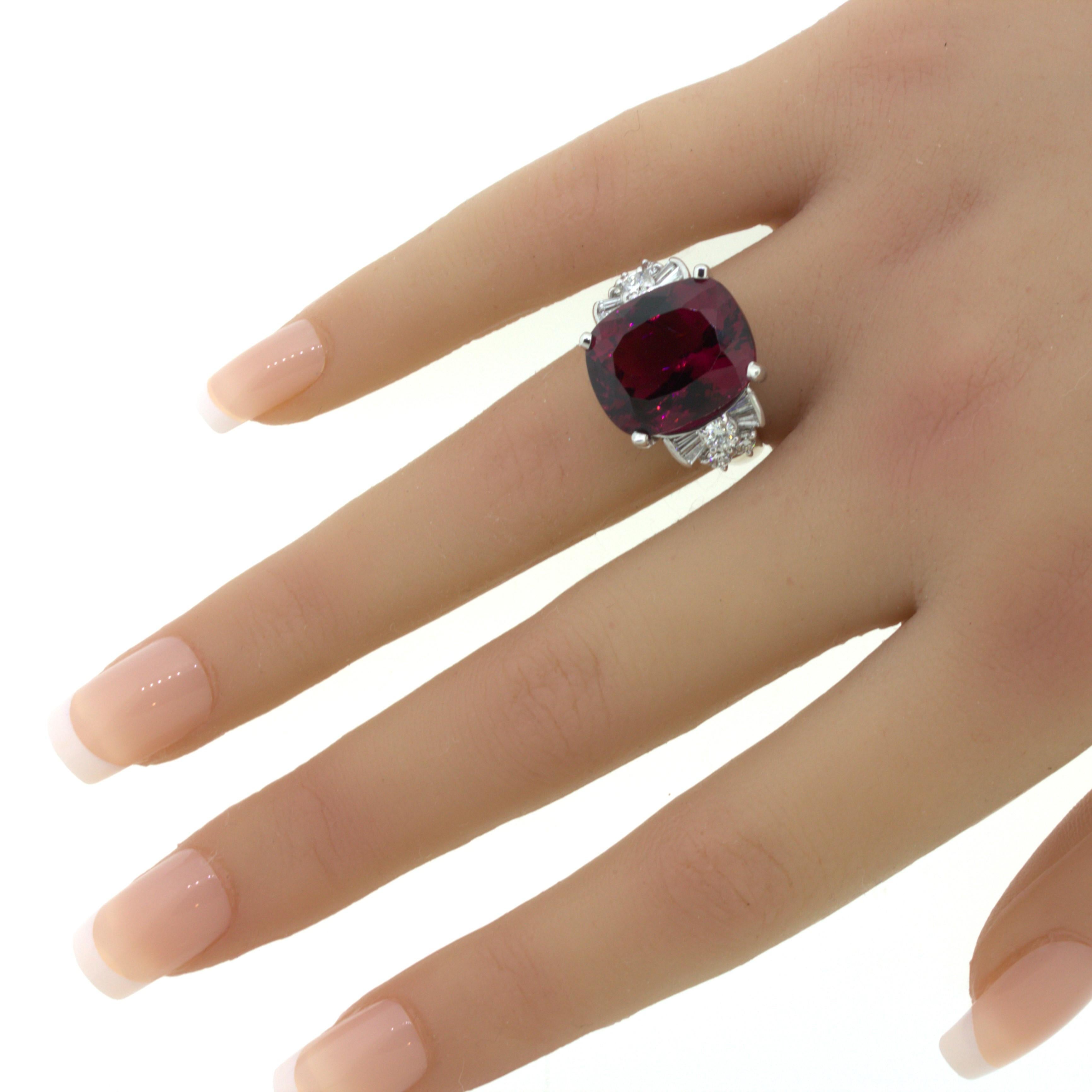15.64 Carat Rhodolite Garnet Diamond Platinum Ring For Sale 3