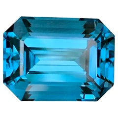 15,65 quilates naturales sueltos Topacio azul profundo de Londres talla esmeralda Gema africana
