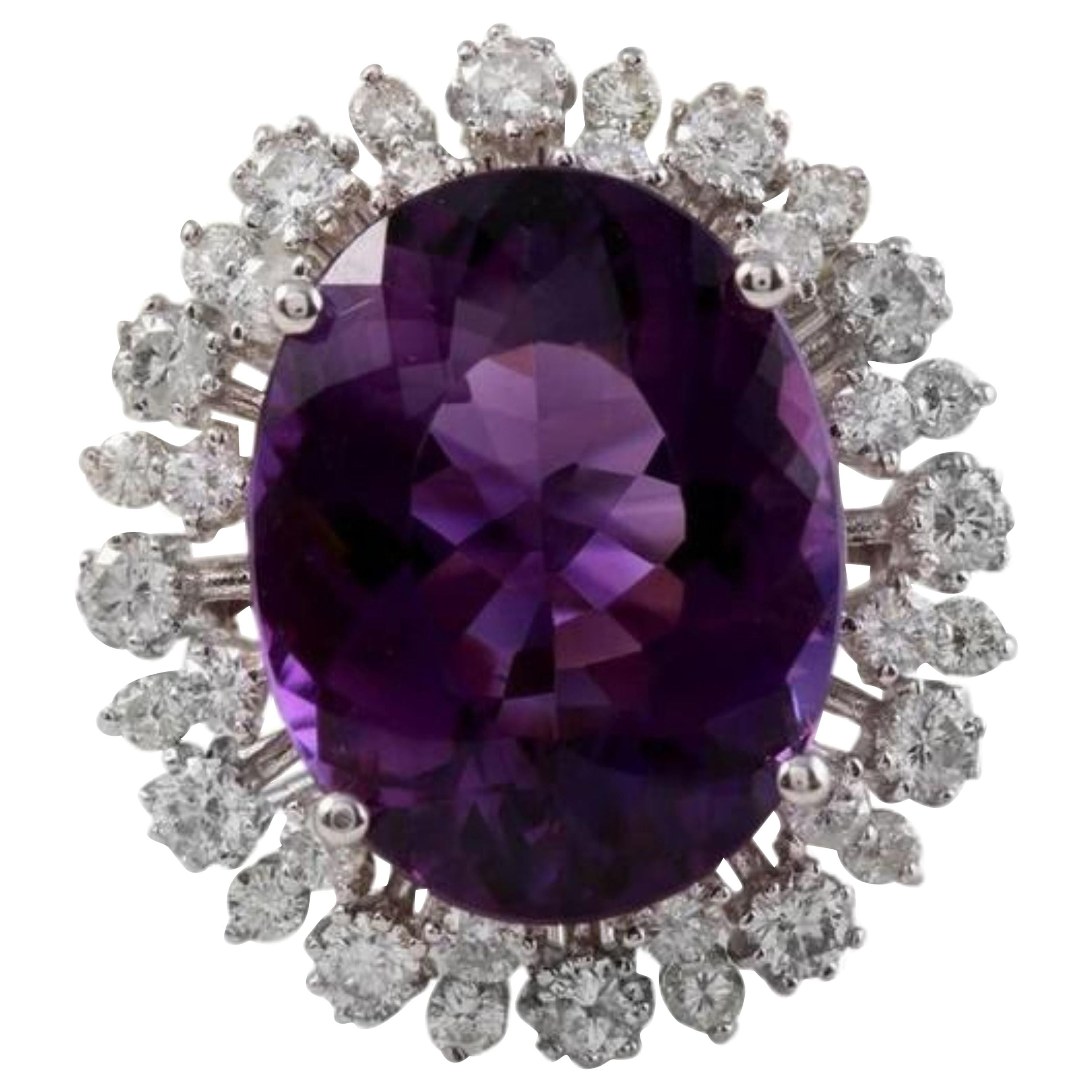 14 Karat massiver Weißgoldring mit 15,65 Karat natürlichem Amethyst und Diamant