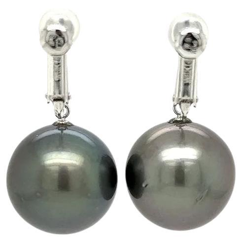 15.65mm Tahitian South Sea Pearl Gold Vintage Drop Clip Back Earrings  For Sale