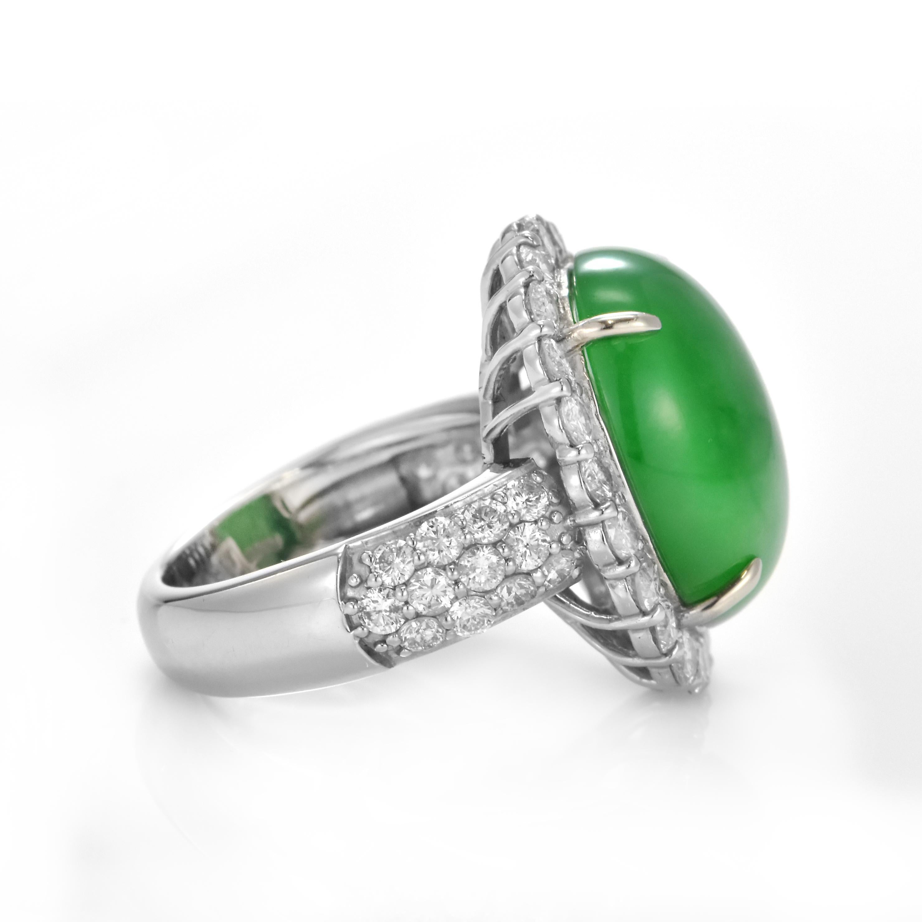 15.66 Carat Natural Type A Jade and Diamond Ring Made in Platinum For Sale 4