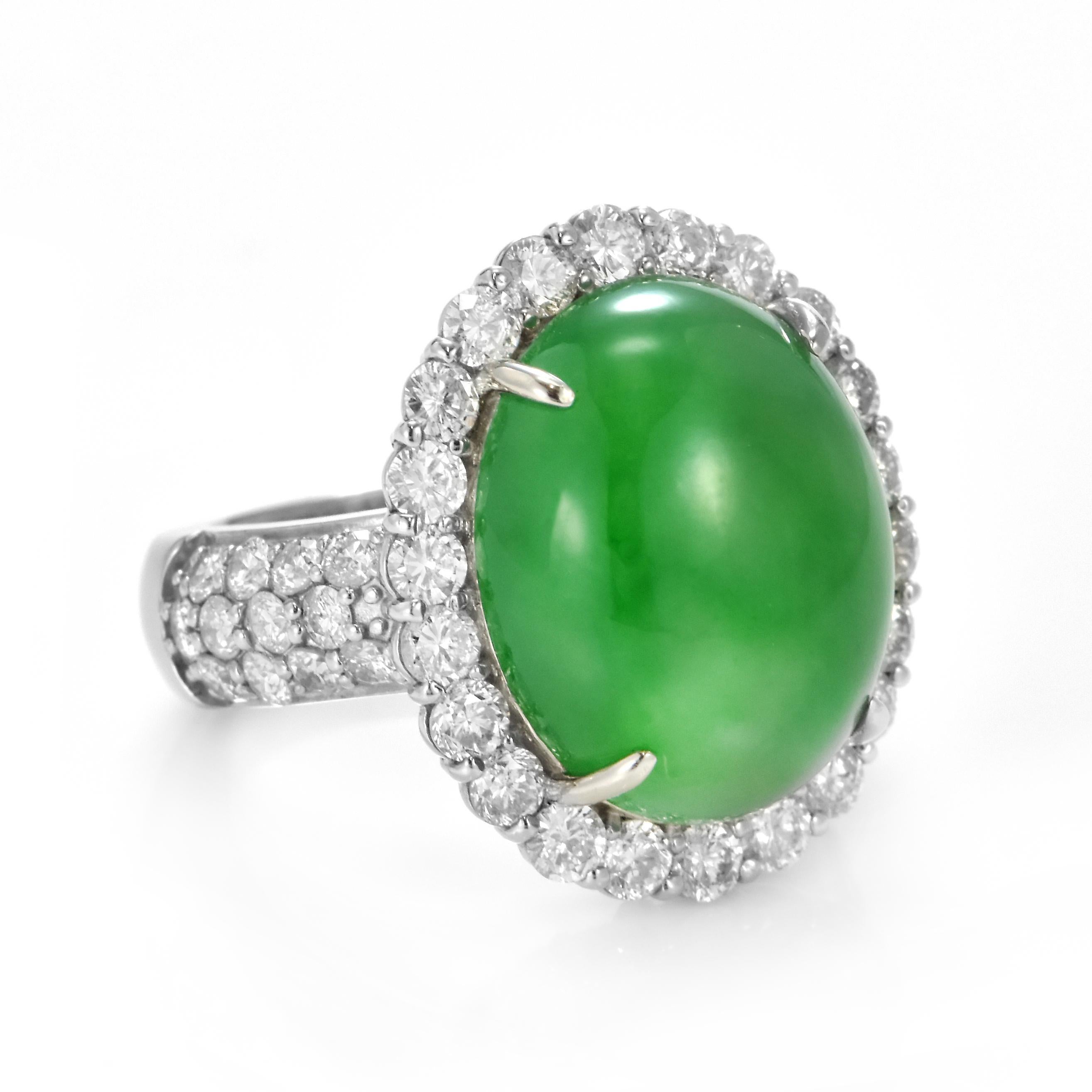 15.66 Carat Natural Type A Jade and Diamond Ring Made in Platinum For Sale 5