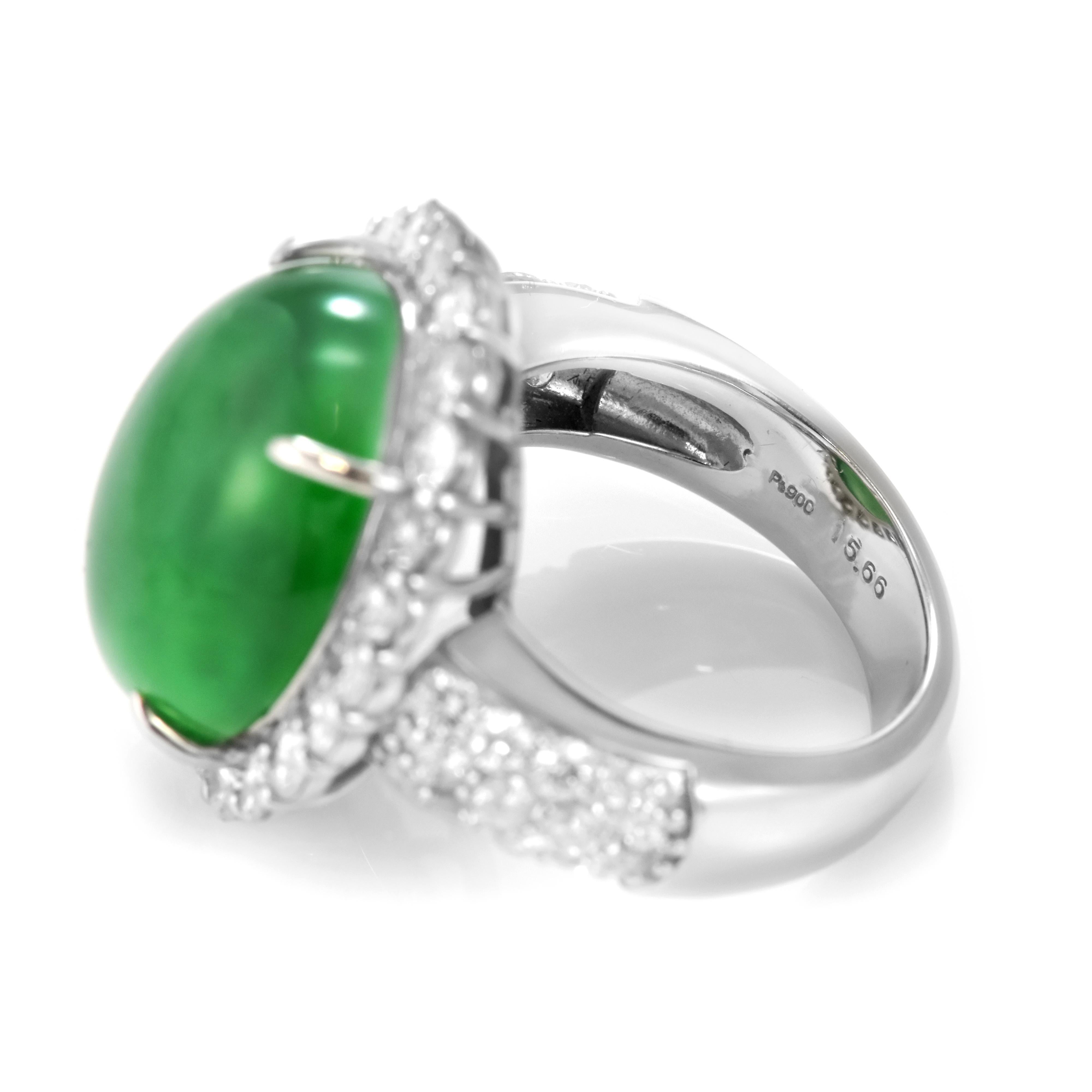 15.66 Carat Natural Type A Jade and Diamond Ring Made in Platinum For Sale 6
