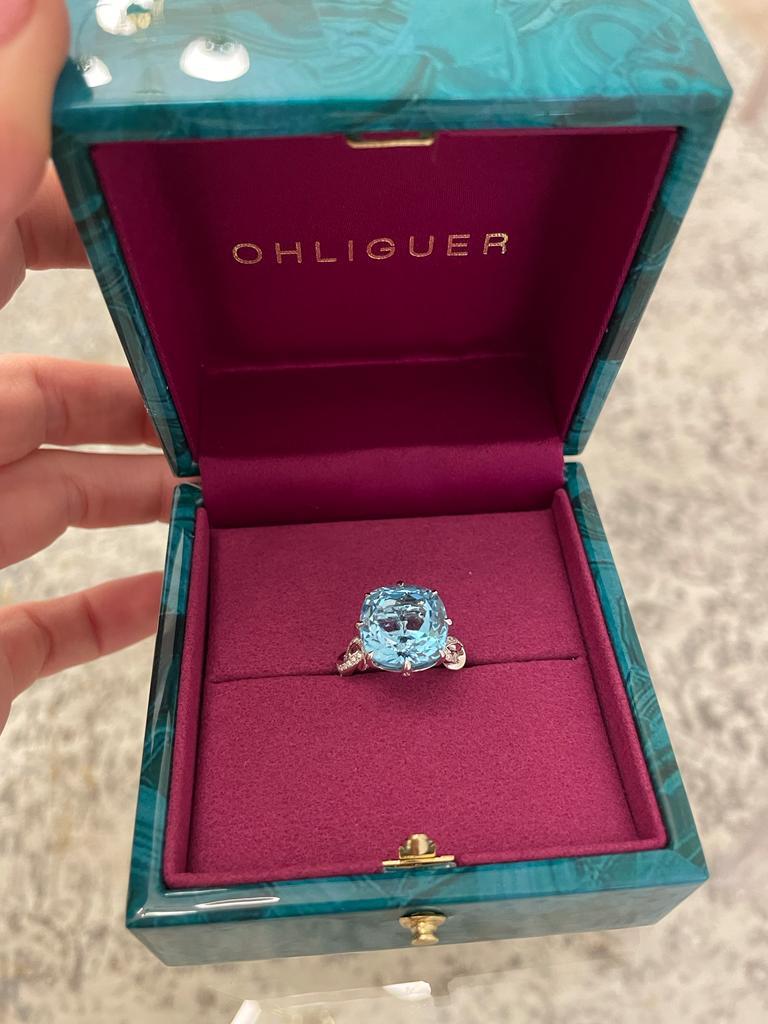 For Sale:  15.66ct Blue Topaz and Diamond Forget Me Knot Ring 12