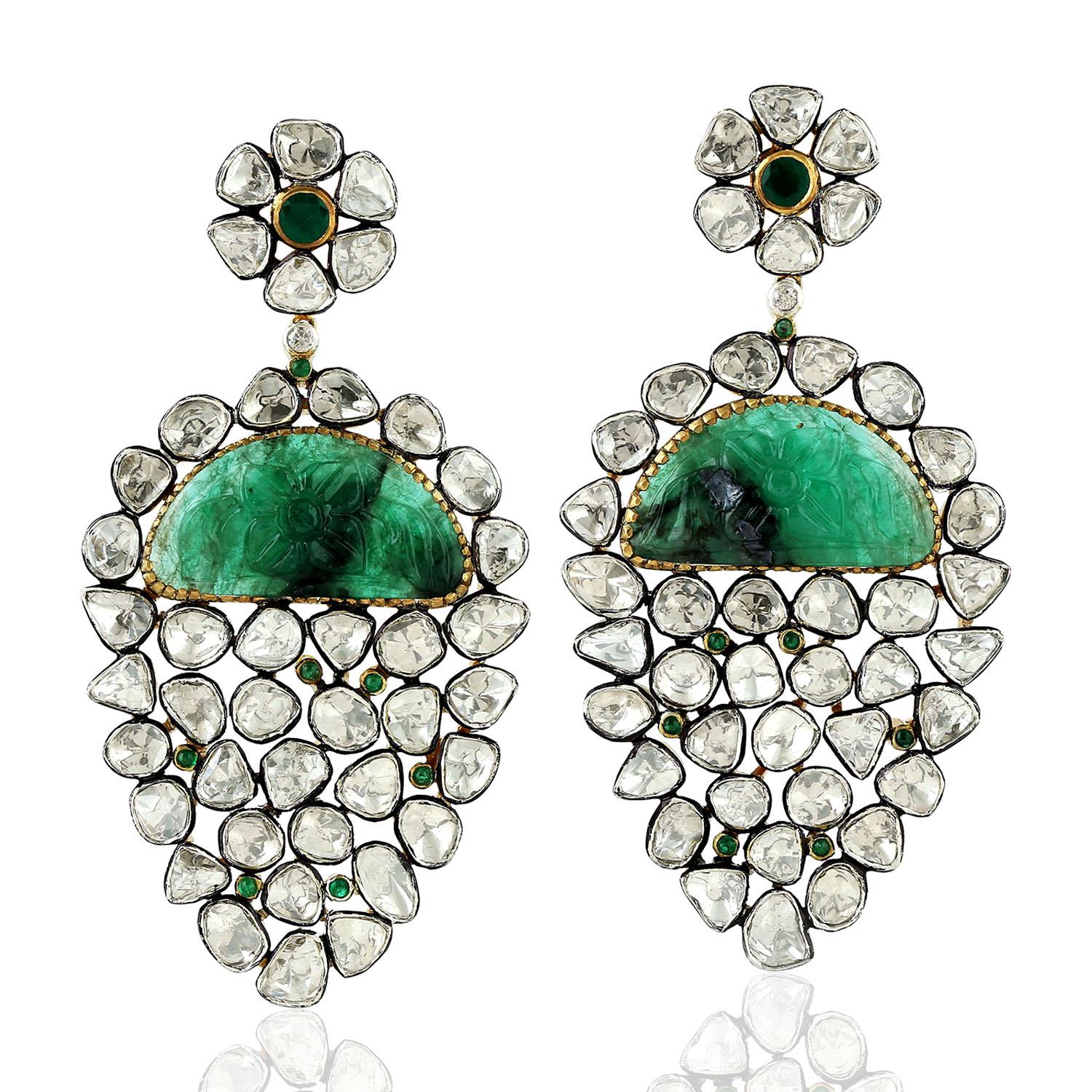 15.66ct Rose Cut Diamonds Earrings With Carved Emerald In 18k Gold & Silver In New Condition For Sale In New York, NY