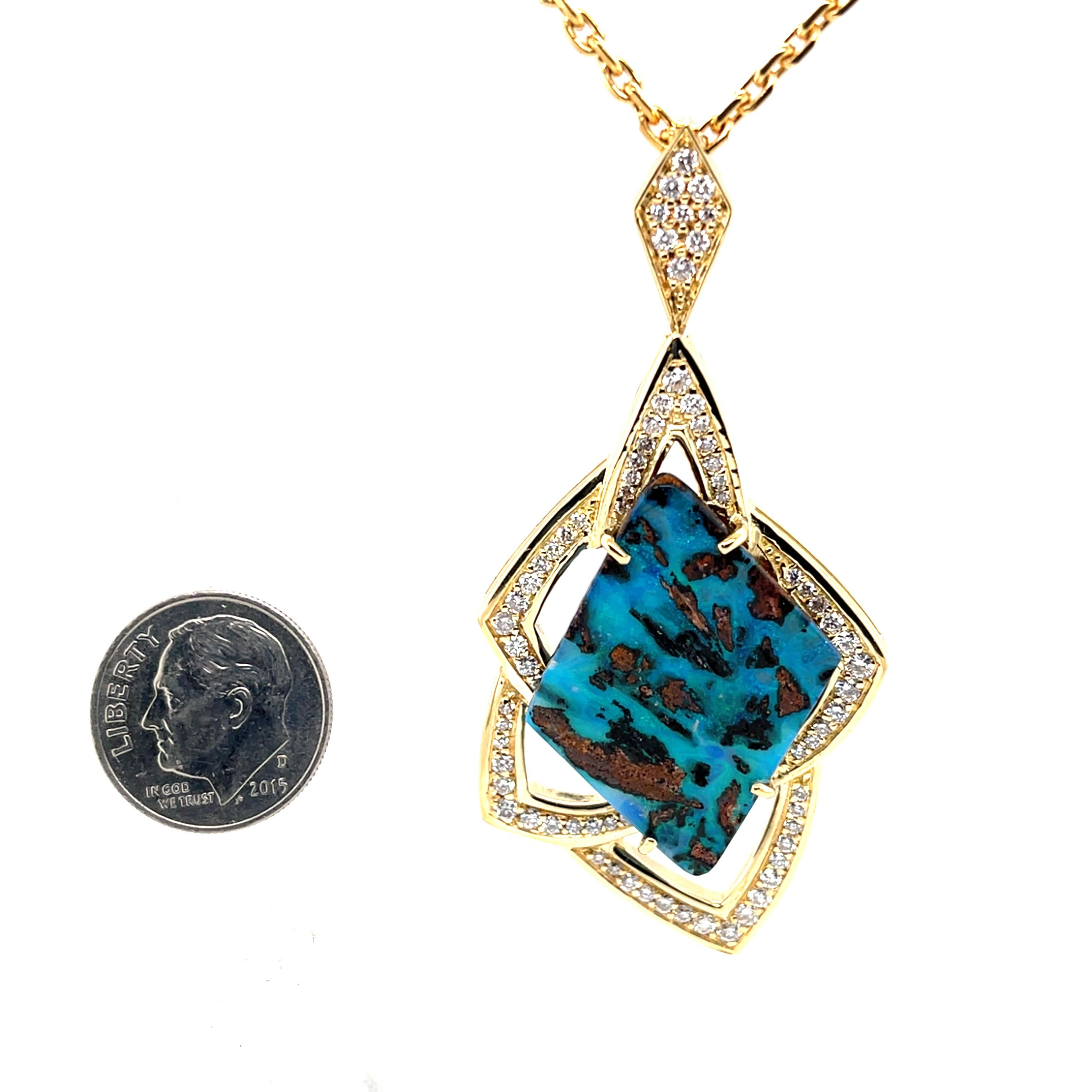 15.67 Carat Boulder Opal and Diamond Retro Style Pendentif en or jaune 18k Neuf - En vente à Los Angeles, CA