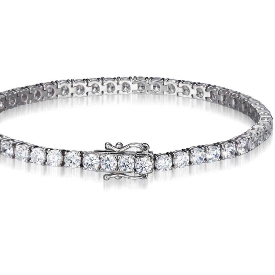 15.68 Carat Brilliant Cut Cubic Zirconia Sterling Silver Classic Line Bracelet In New Condition For Sale In London, GB