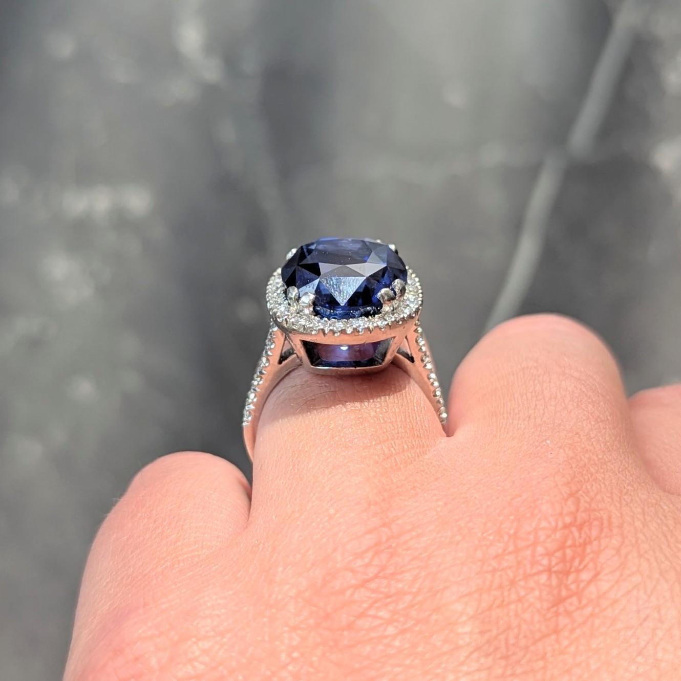 15.69 CTW No Heat Ceylon Blue Sapphire Diamond Platinum Vintage Halo Ring AGL en vente 6