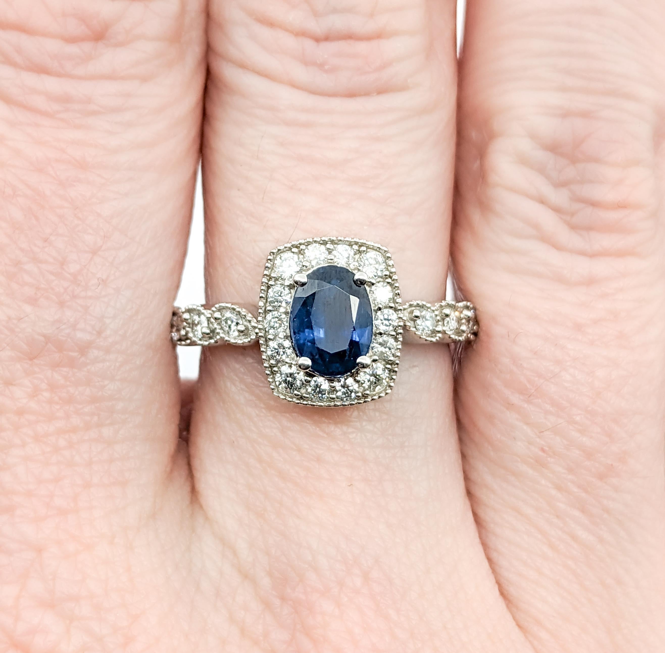 1.56ct Blue Sapphire & Diamond Ring In White Gold In Excellent Condition For Sale In Bloomington, MN