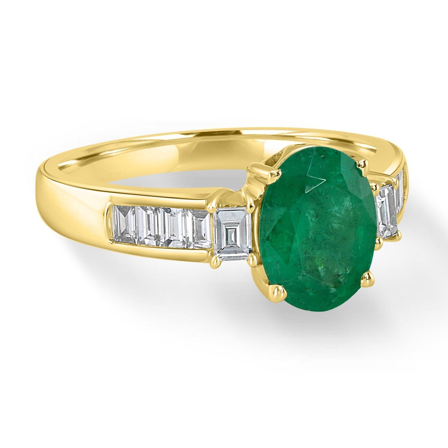 Oval Cut 1.56ct Emerald Rings with 0.41Tct Diamond Set in 14K Yellow Gold For Sale