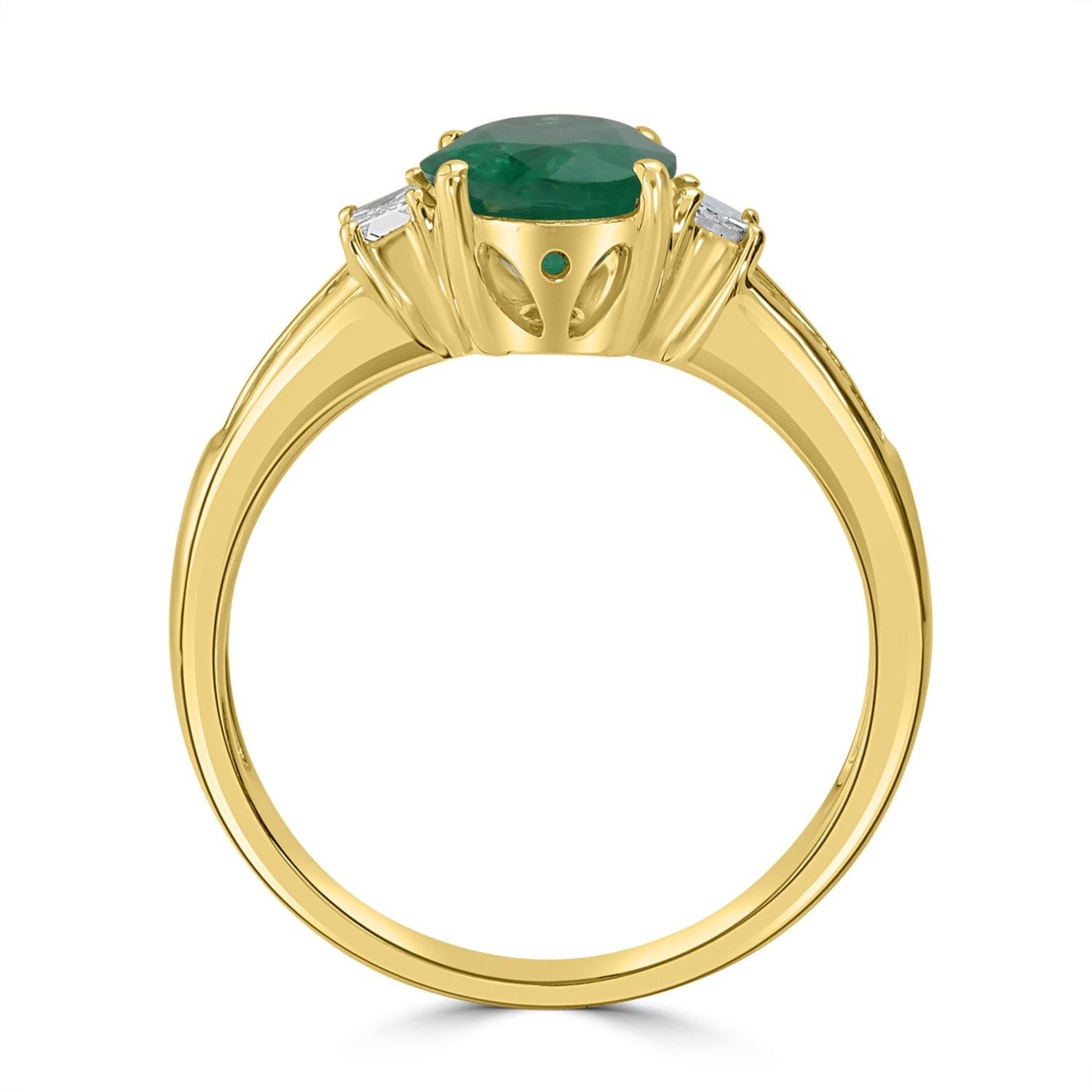 Women's 1.56ct Emerald Rings with 0.41Tct Diamond Set in 14K Yellow Gold For Sale