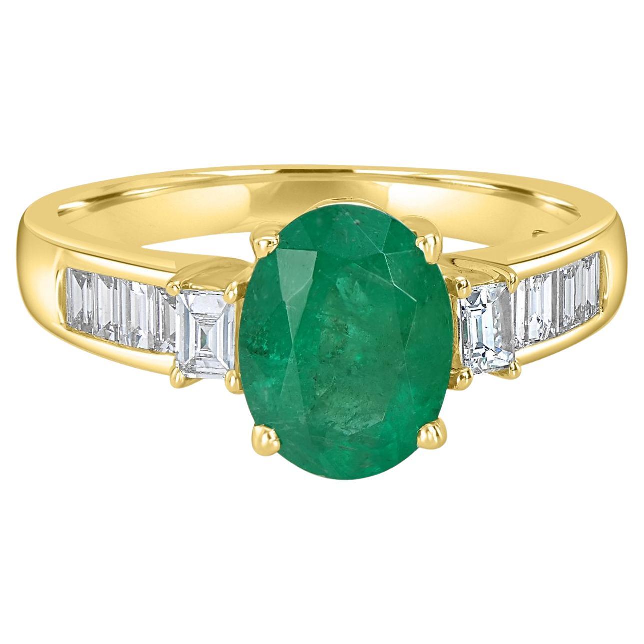 1.56ct Emerald Rings with 0.41Tct Diamond Set in 14K Yellow Gold For Sale