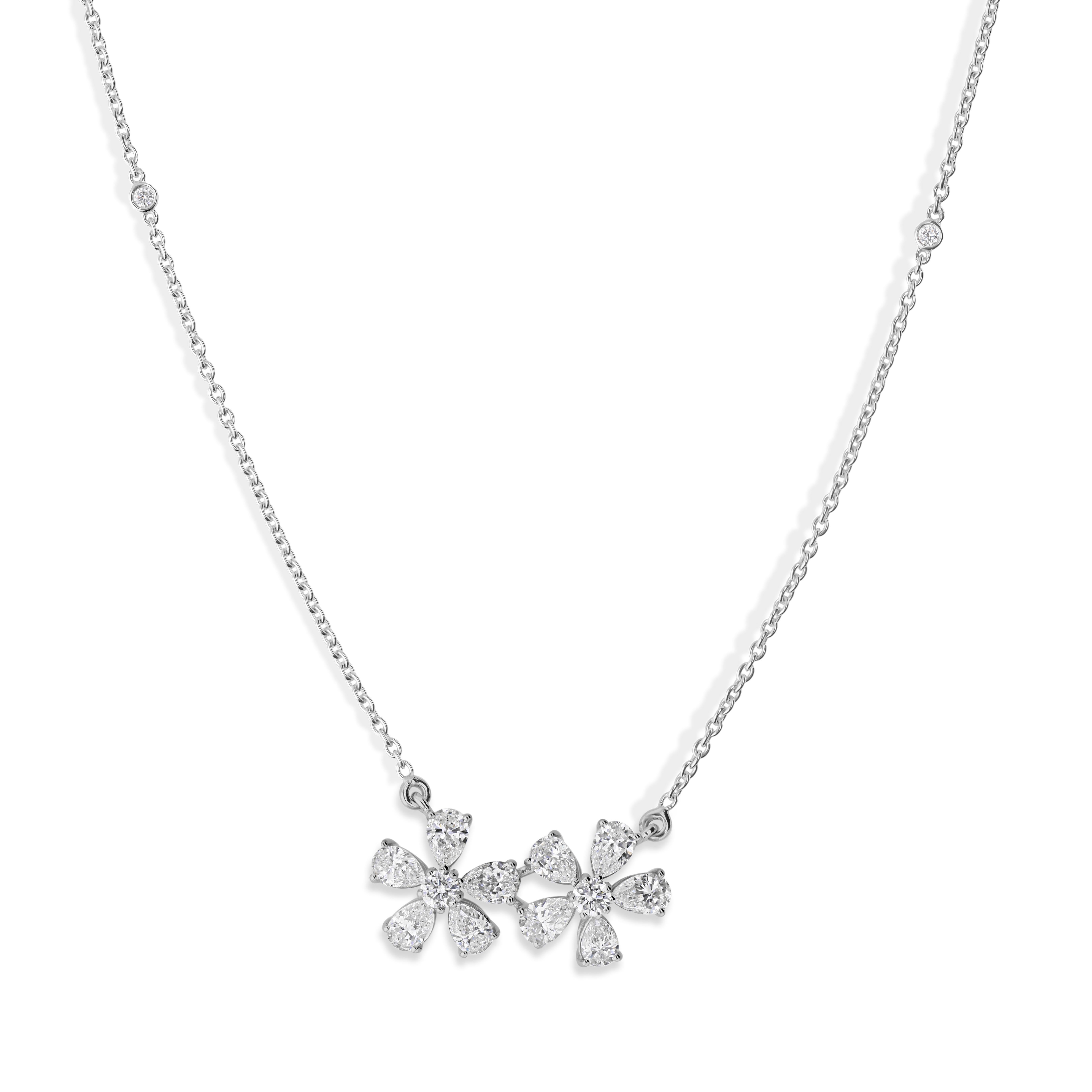 Collar de cadena con colgante flor gemela de diamantes SI/HI talla pera de 1,56 ct Oro blanco de 18k Corte pera en venta
