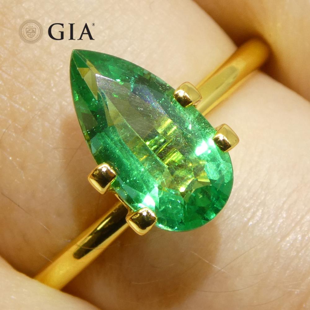 Brilliant Cut 1.56ct Pear Green Emerald GIA Certified Zambia (F1) For Sale