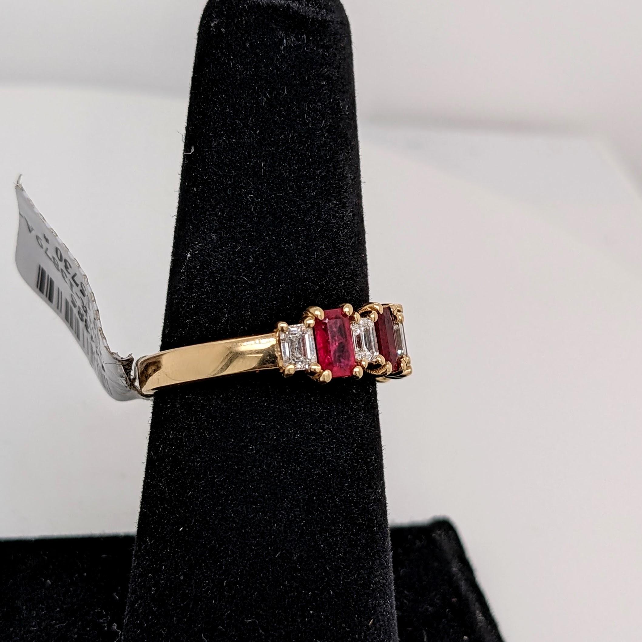 Art Deco 1.56ct Ruby Ring w Baguette Diamond Accents in 14K Gold Emerald Cut Rubies For Sale