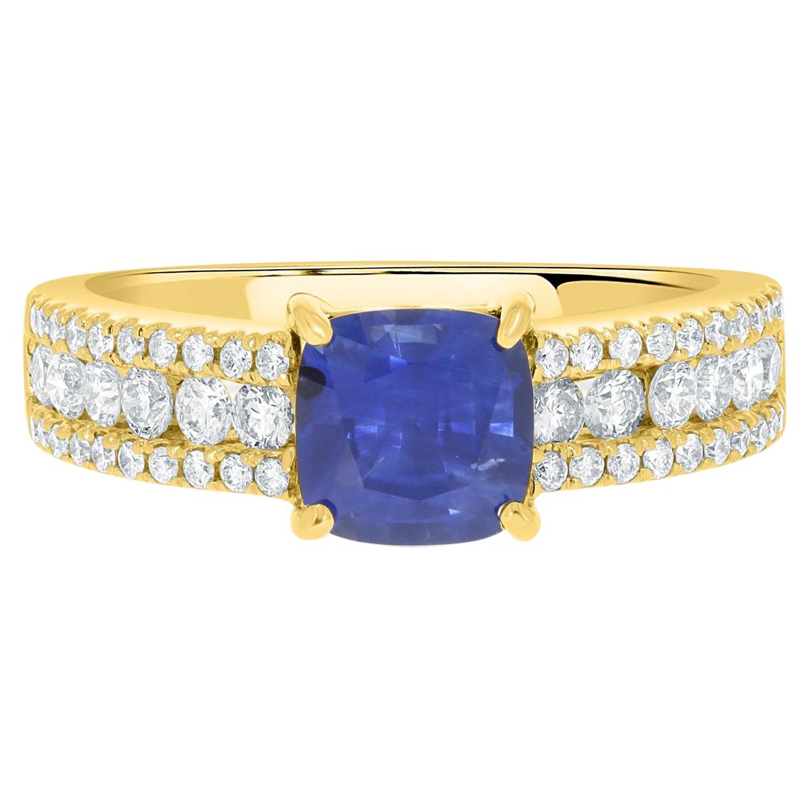 1.56Ct Sapphire Ring with 0.58Tct Diamonds Set in 14K Yellow Gold