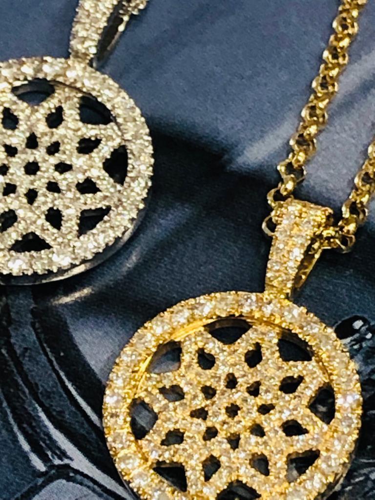 Women's or Men's 1.57 Carat Diamond Key Pendant 14K Yellow Gold For Sale